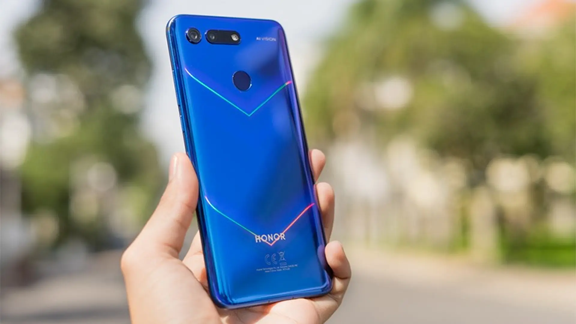 Trên tay Honor View 20: Màn hình đục lỗ, mặt lưng tuyệt đẹp, camera 3D, cấu hình khủng long
