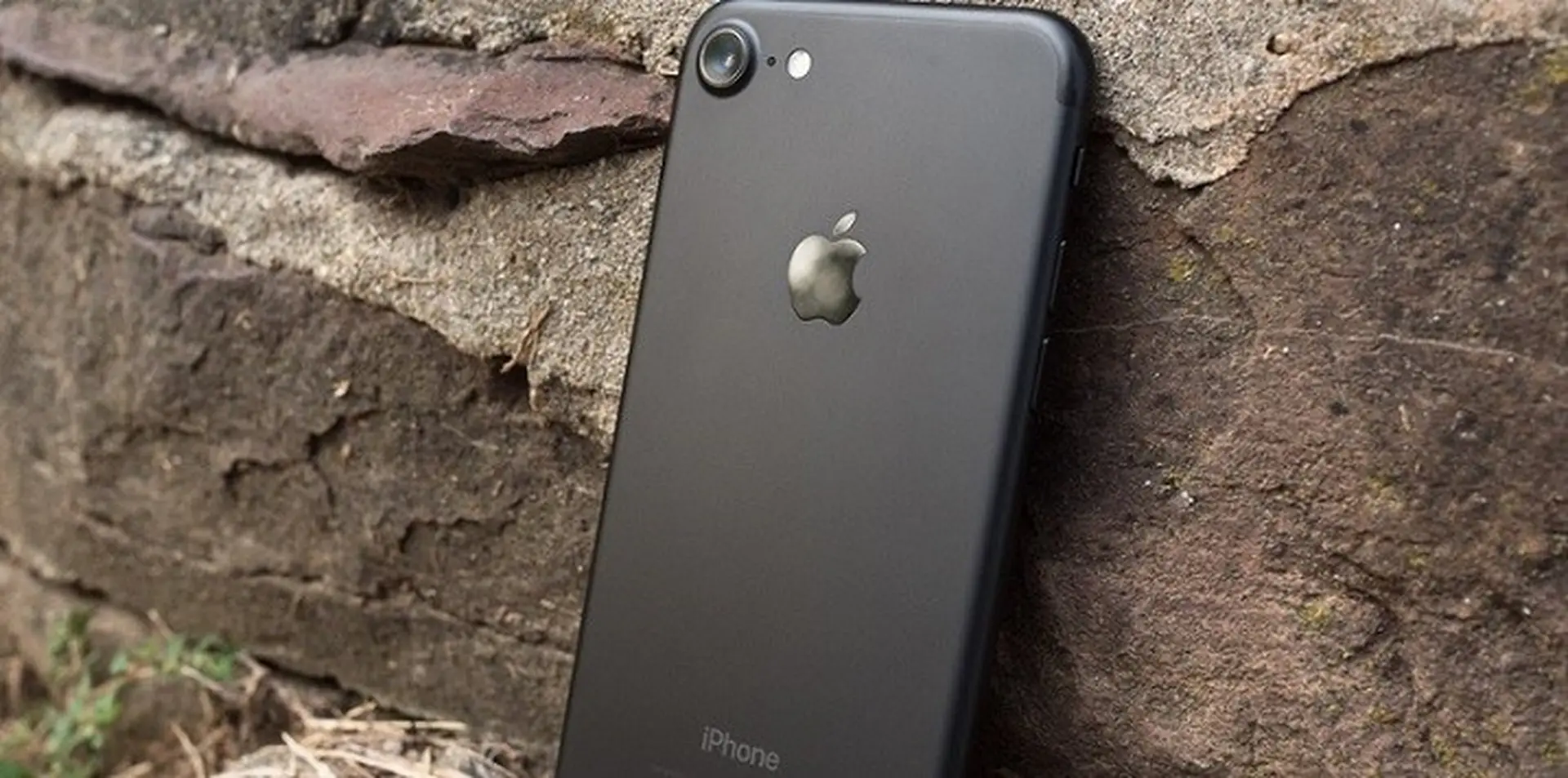 iPhone 6s, iPhone 6s Plus và iPhone 7 tân trang đang lên kệ với giá "hời"