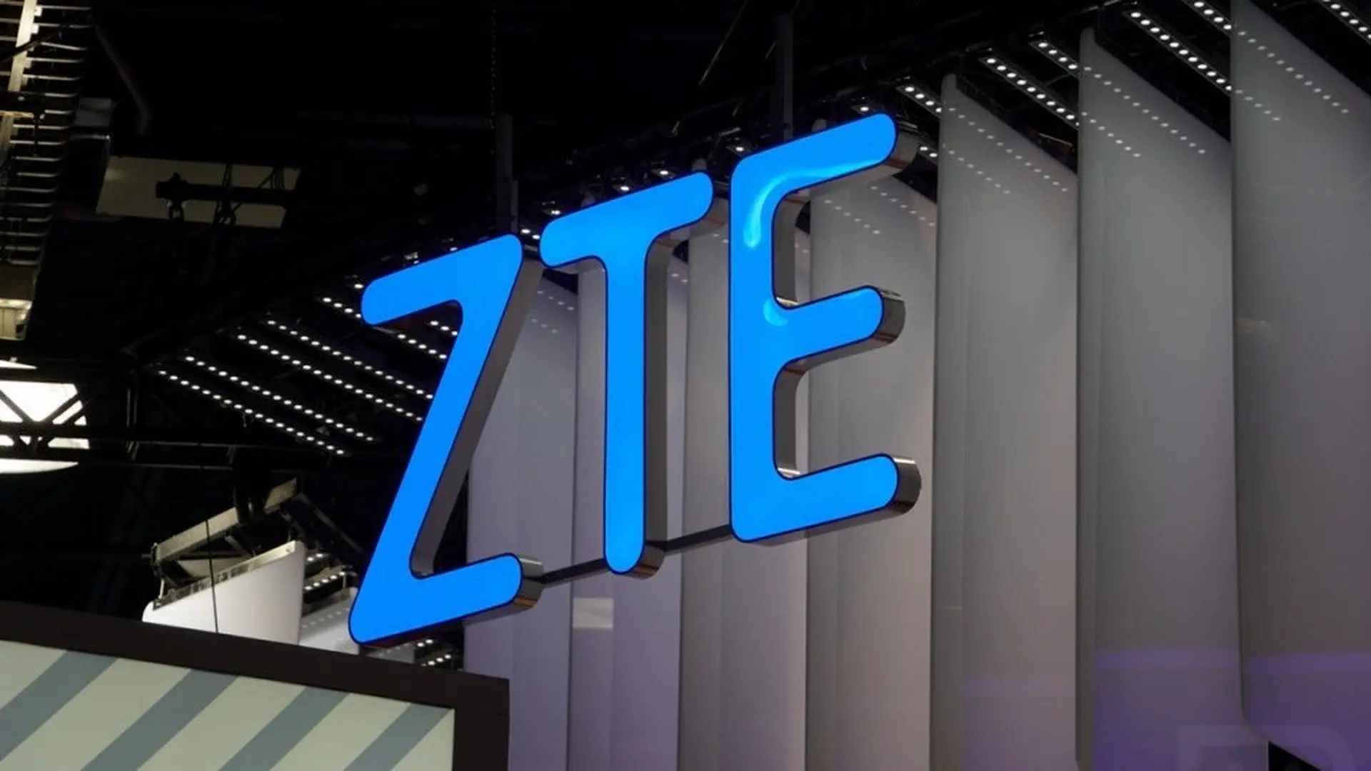 ZTE xác nhận ra mắt smartphone trang bị Snapdragon 855, hỗ trợ 5G