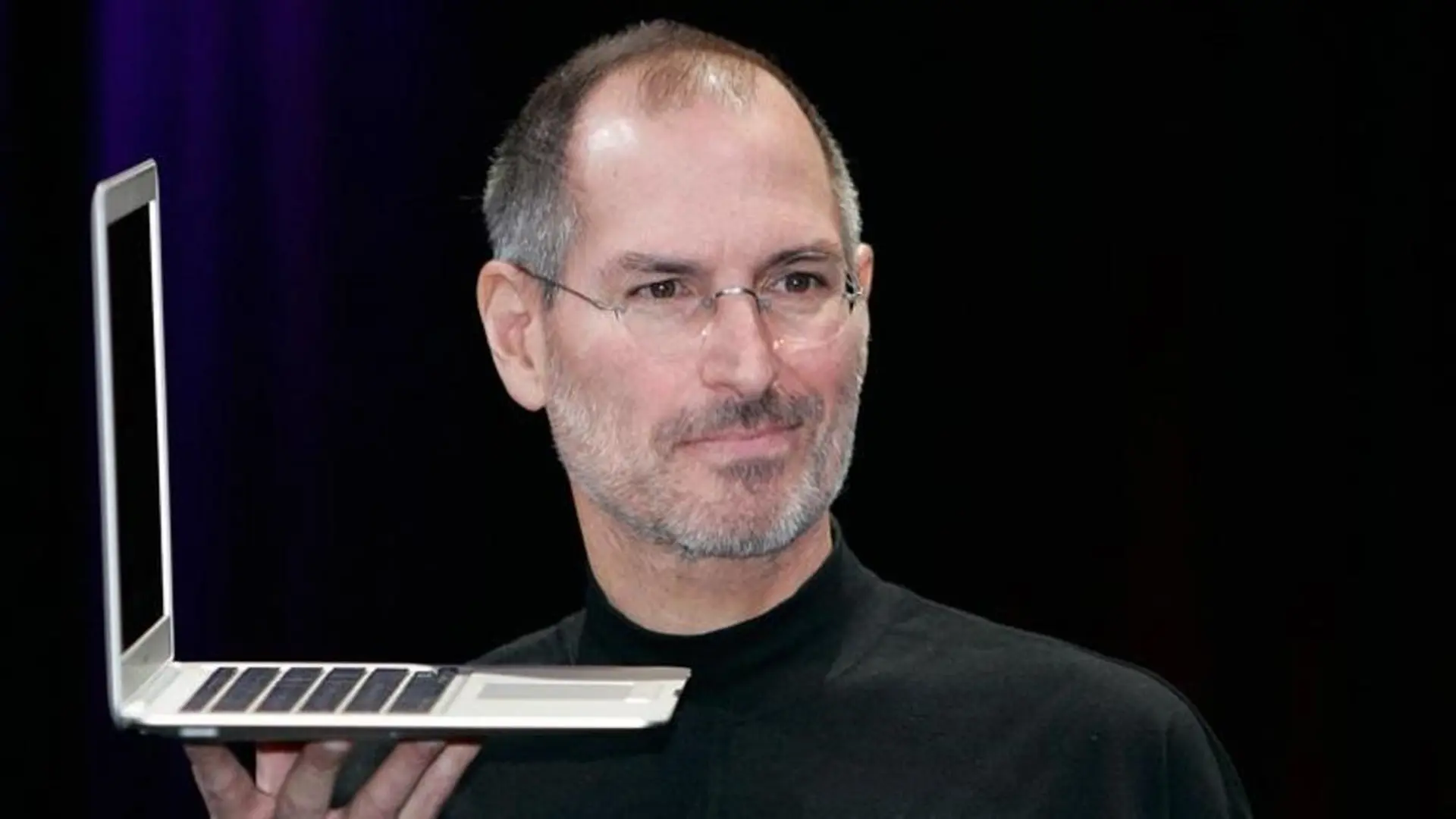 Sinh nhật Steve Jobs, CEO Tim Cook đăng bài tưởng nhớ