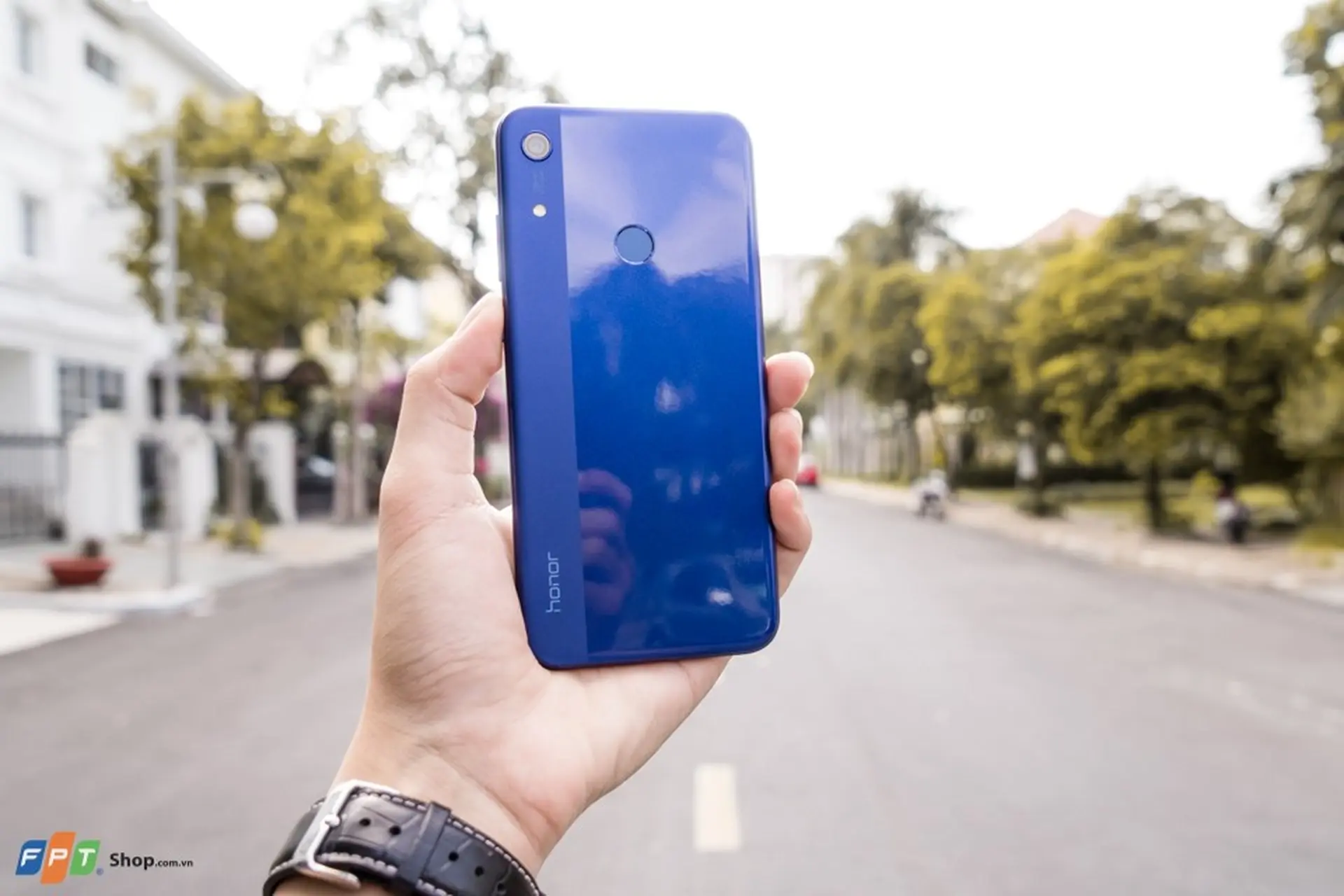 https://fptshop.com.vn/