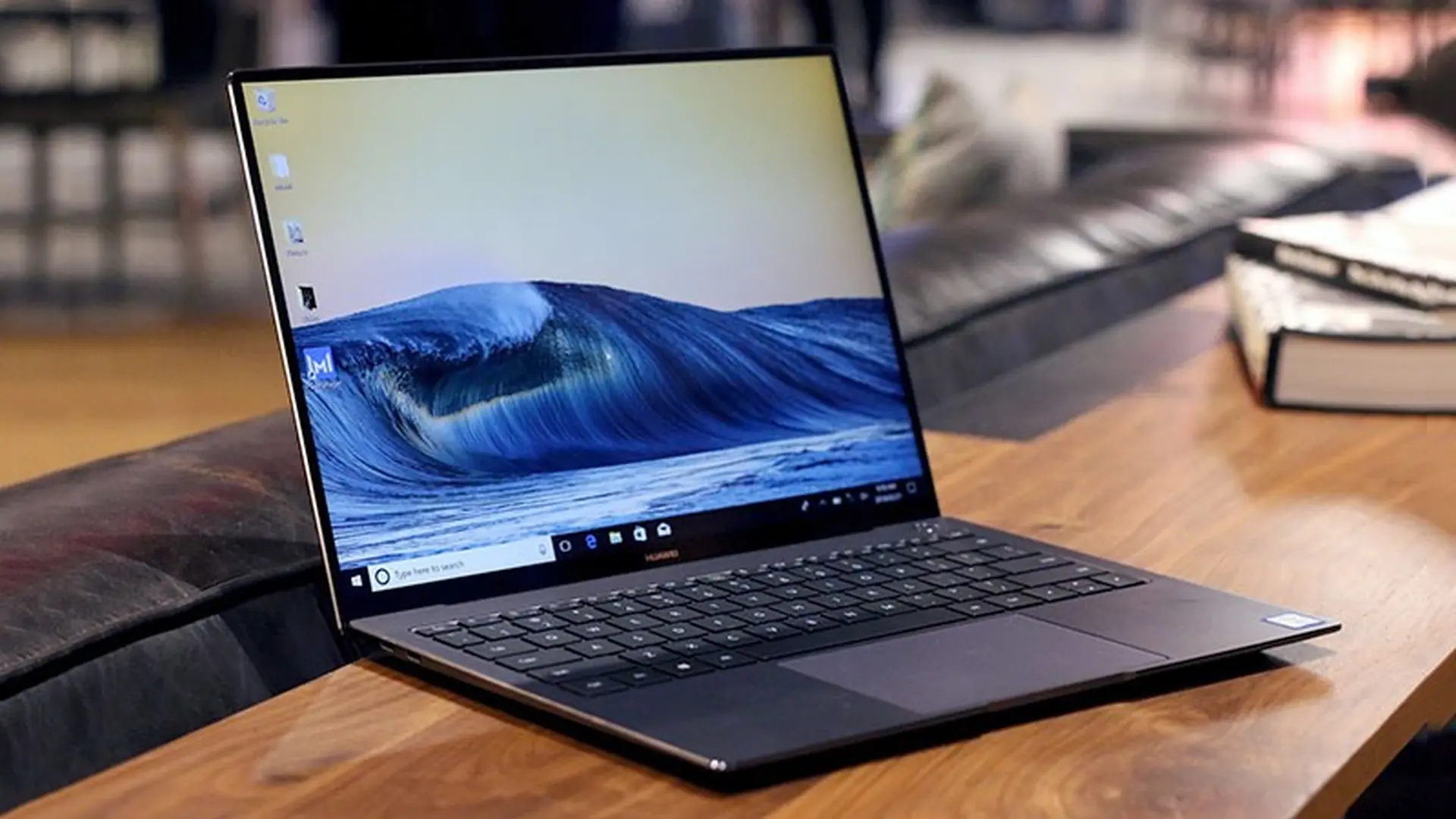 Trên tay Huawei MateBook X Pro: Đối thủ lớn của MacBook Pro
