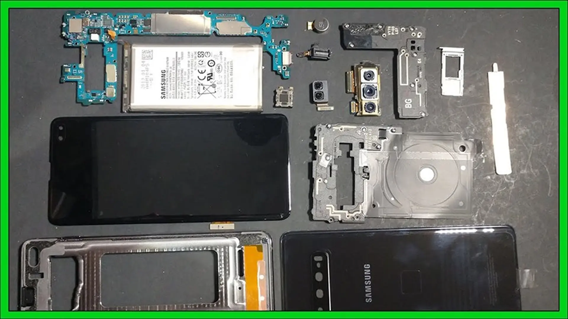 “Mổ bụng” Galaxy S10+: Màn hình dễ thay thế, cảm biến vân tay siêu âm khá nhỏ và mỏng