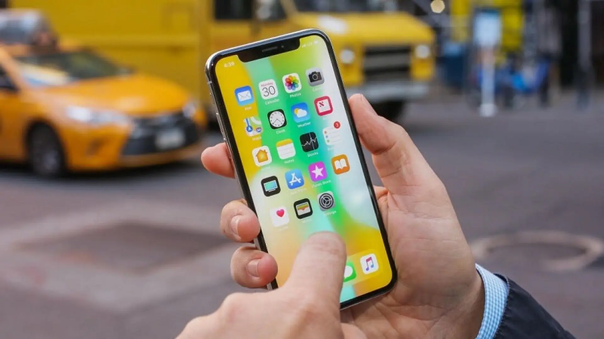 iPhone X tân trang lần đầu được mở bán