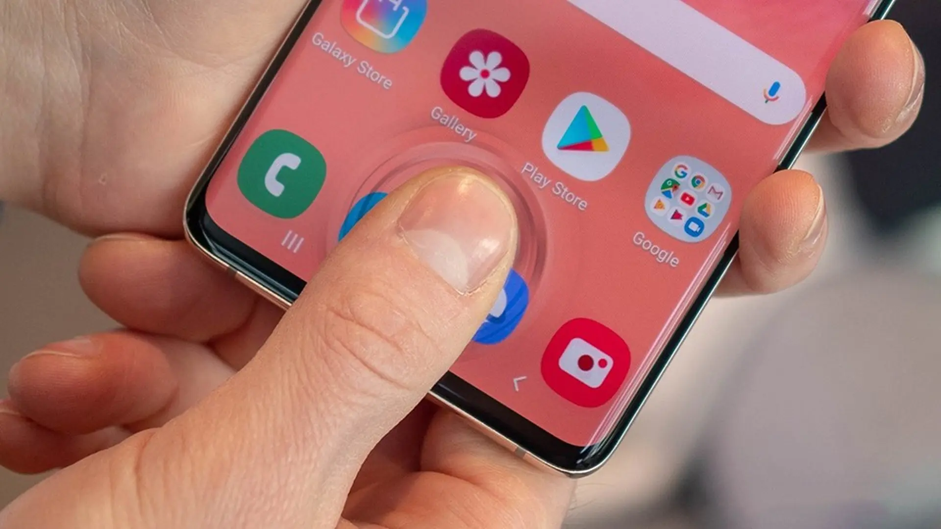 Những tính năng thú vị của Galaxy S10 mà bạn không thể tìm thấy trên iPhone