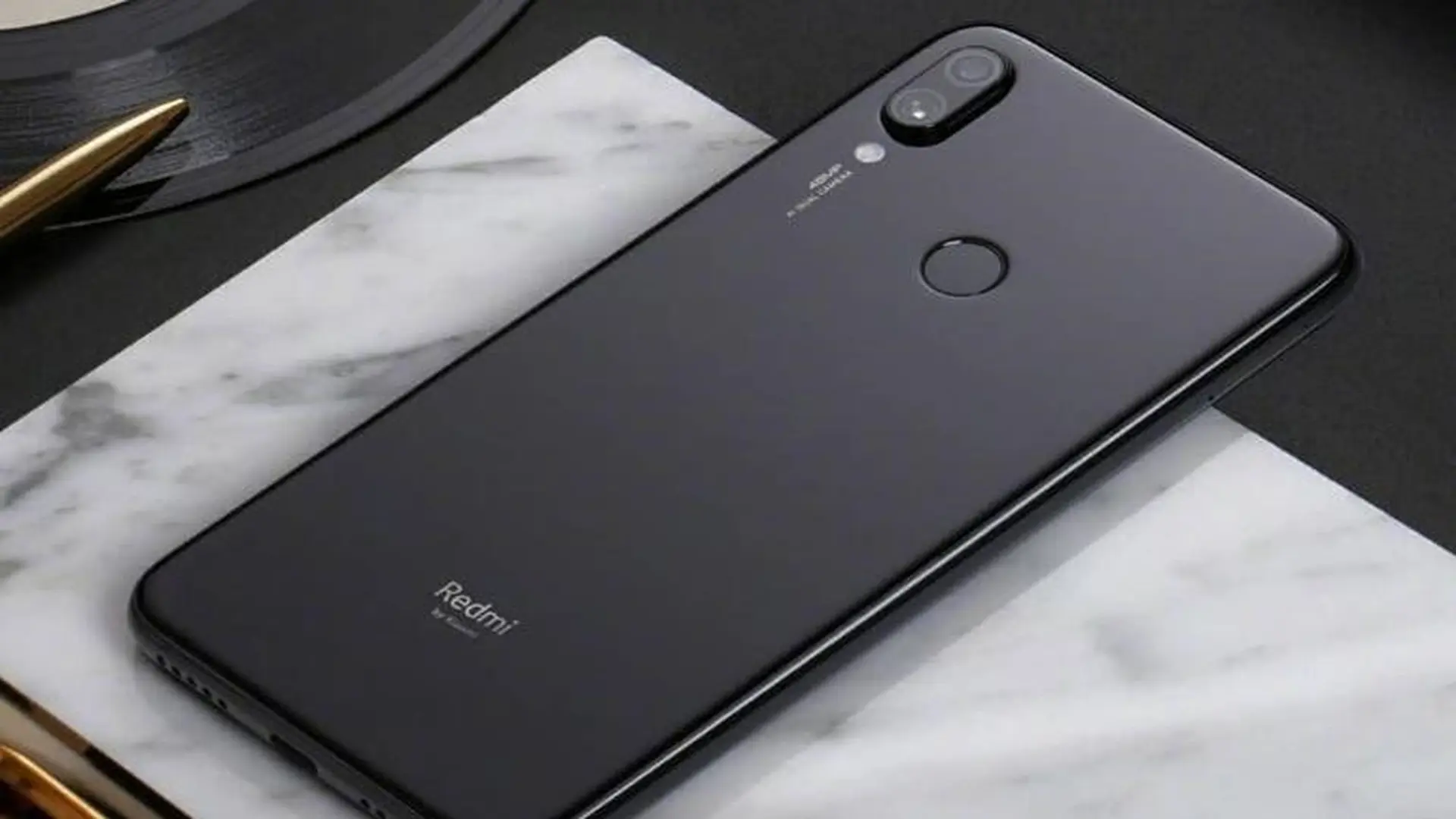 Redmi 7 camera kép, pin 4.000mAh sẽ ra mắt vào ngày 18/3