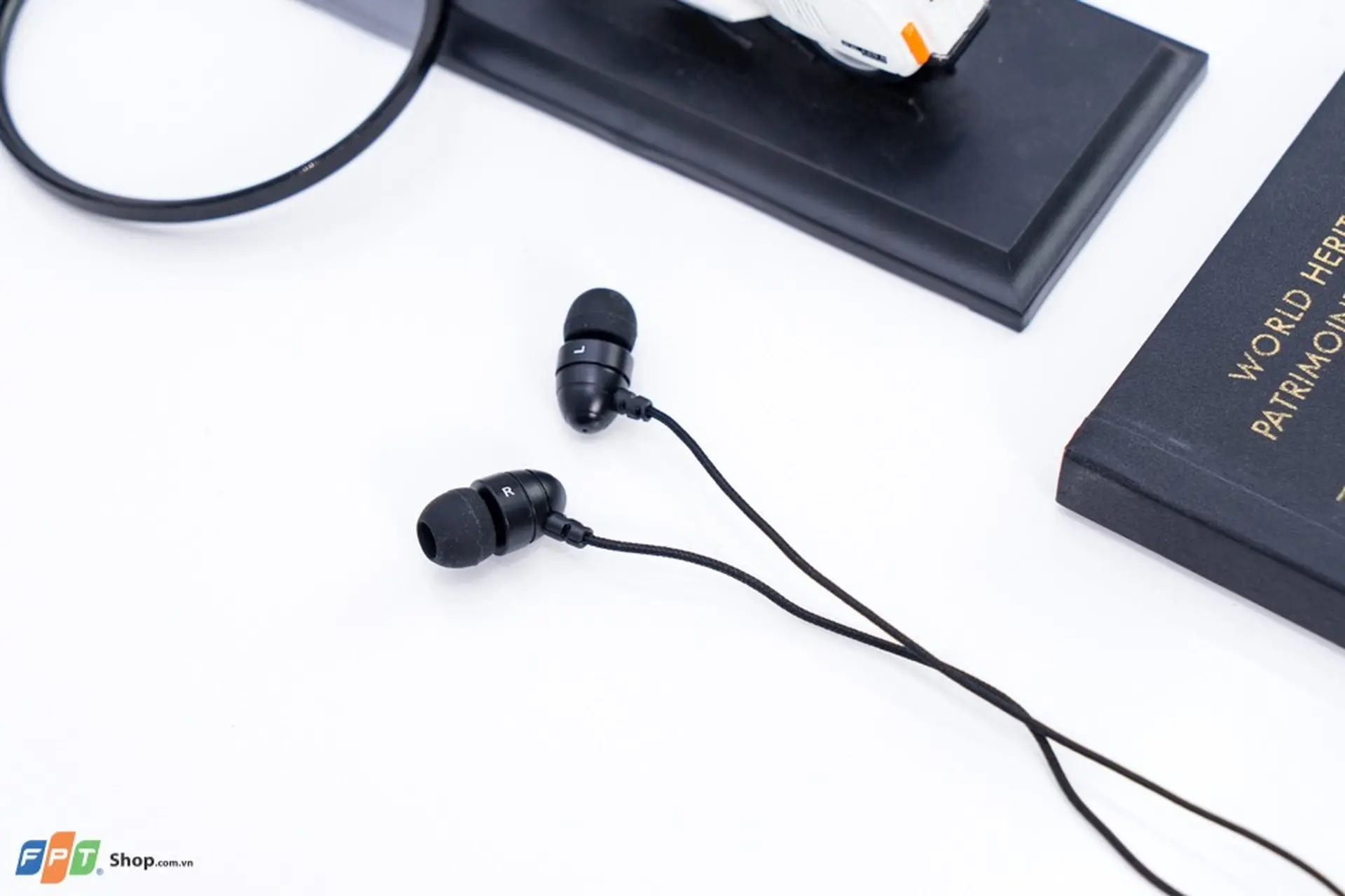 https://fptshop.com.vn/