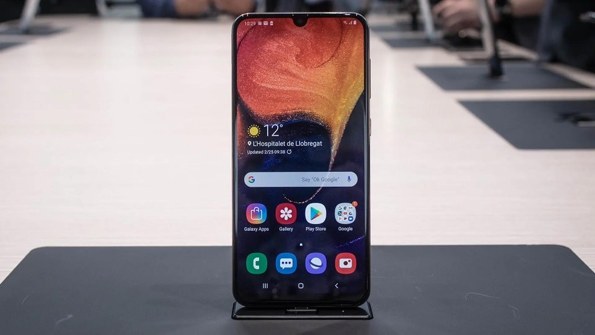 Tại sao Samsung Galaxy A50 là chiếc smartphone đáng mua nhất hiện nay?