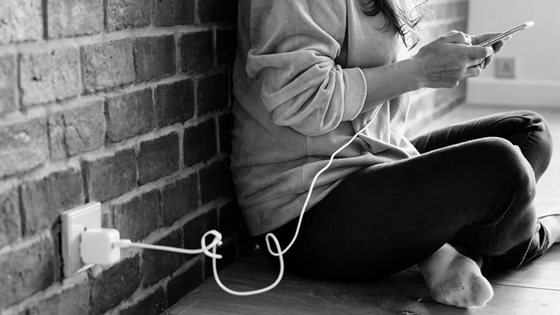 Choáng: Xiaomi sắp ra mắt công nghệ sạc nhanh 100W, đầy pin 4,000 mAh chỉ trong 17 phút