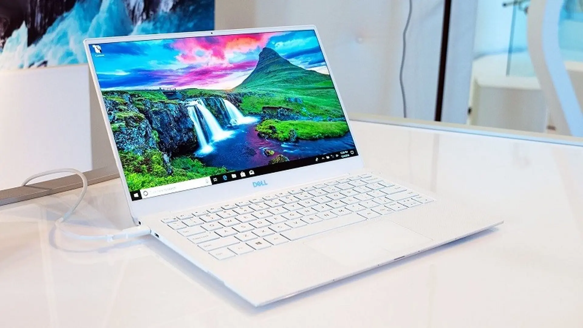 Đánh giá Dell XPS 13 9380: Chiếc laptop hoàn hảo của năm 2019!