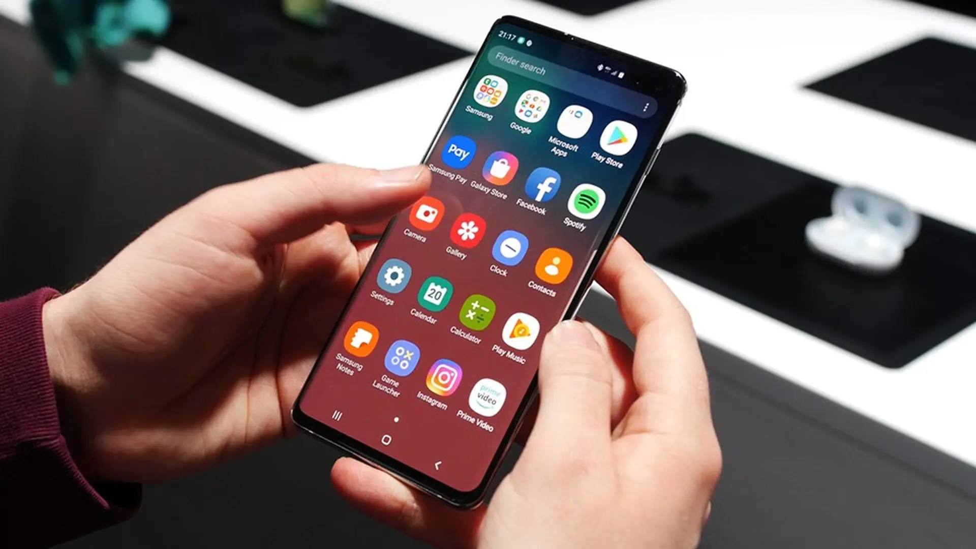 Tất tần tật về công nghệ màn hình Cinematic Infinity trên siêu phẩm Galaxy S10	