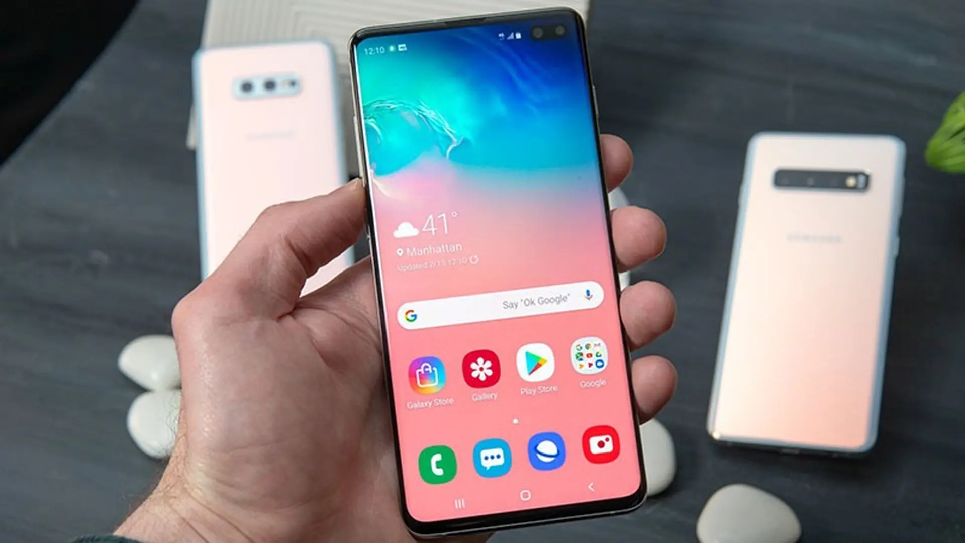 Đánh giá thiết kế Galaxy S10+: Ai có thể làm tốt hơn Samsung?