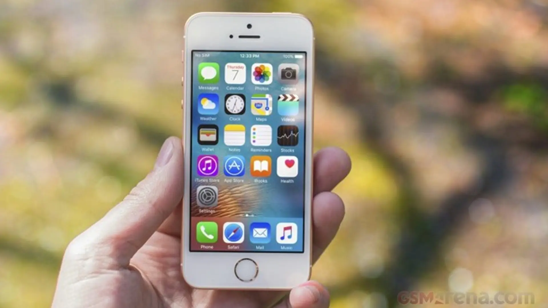 iPhone SE tiếp tục được mở bán trở lại với giá siêu rẻ