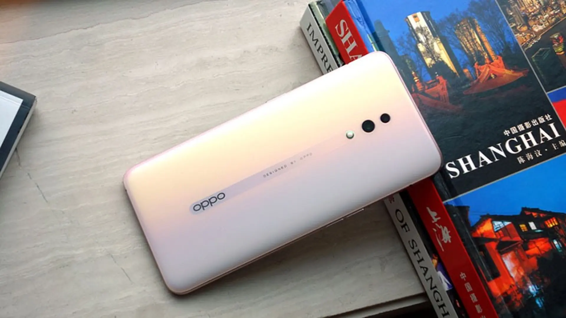 Trên tay OPPO Reno: Thiết kế đẹp tuyệt, camera selfie độc đáo, Snapdragon 710