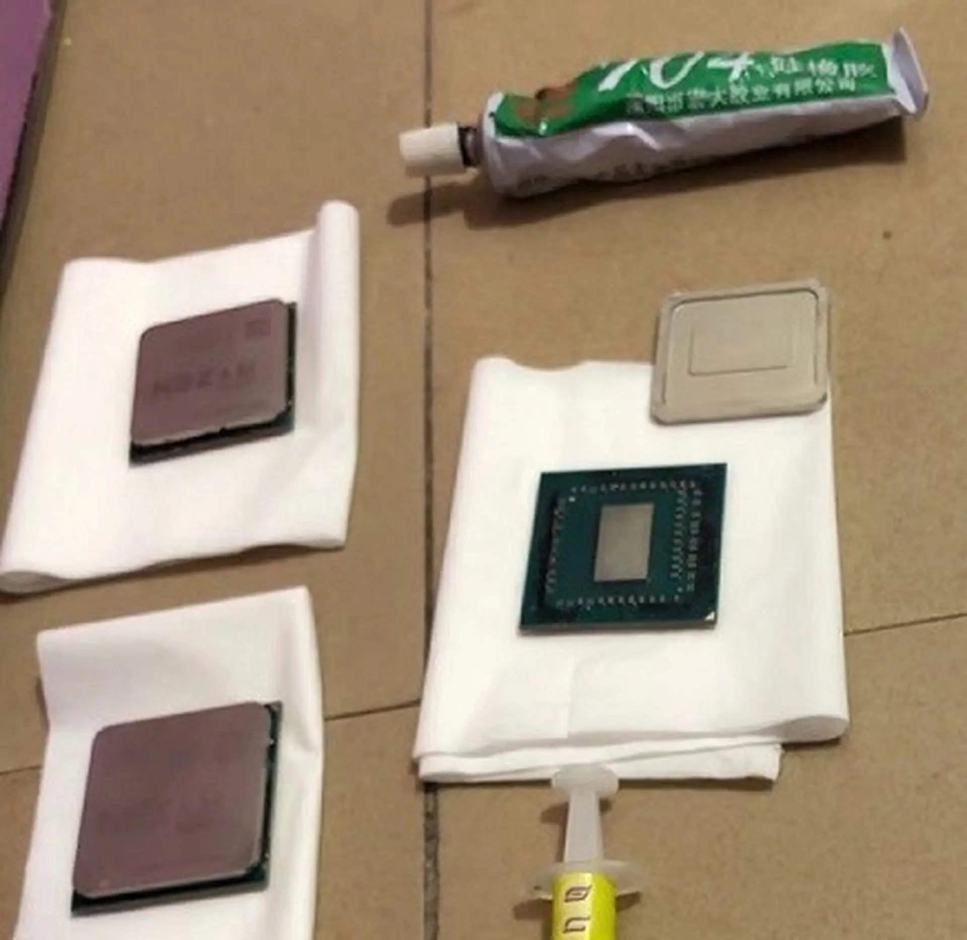 APU AMD Ryzen 3 3200G Picasso đã lộ diện trước ống kính