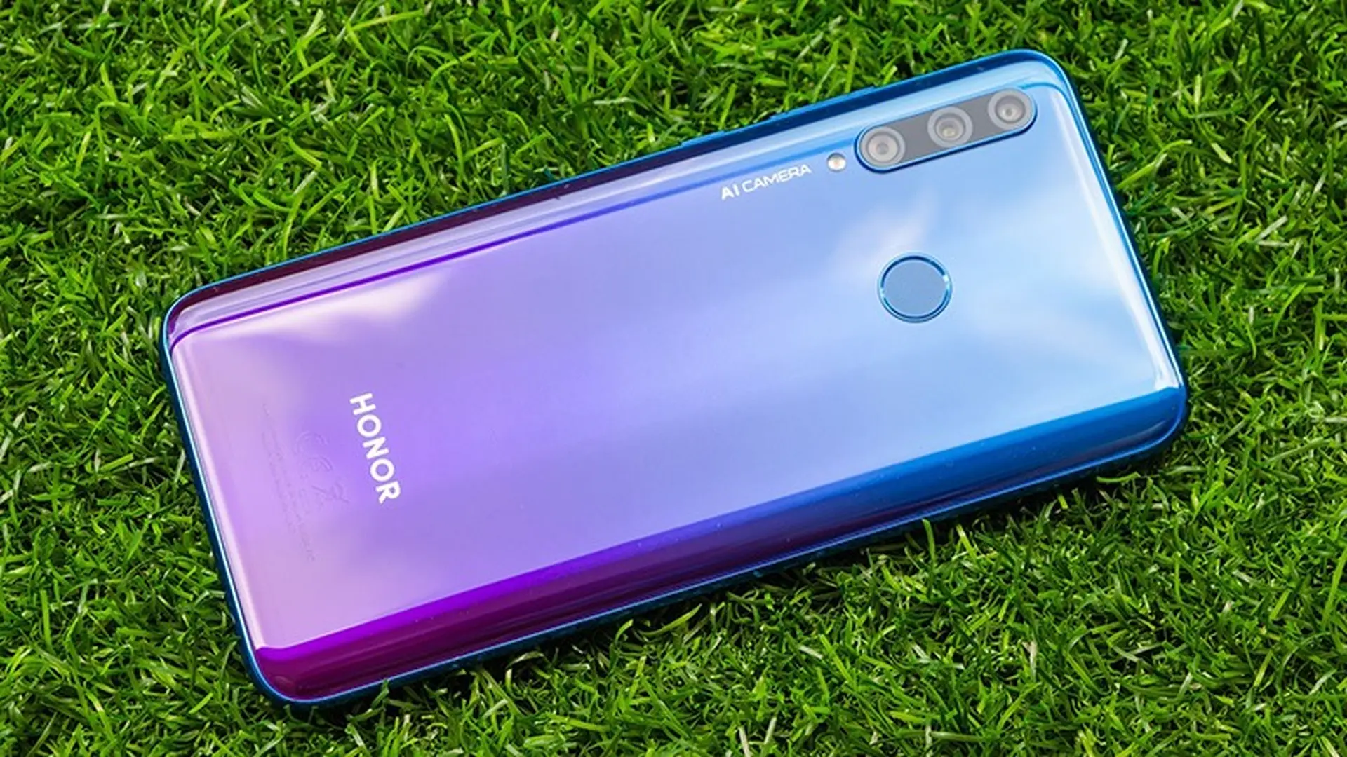 Honor 20 Lite ra mắt với camera selfie 32MP, chip Kirin 710, giá 5,99 triệu