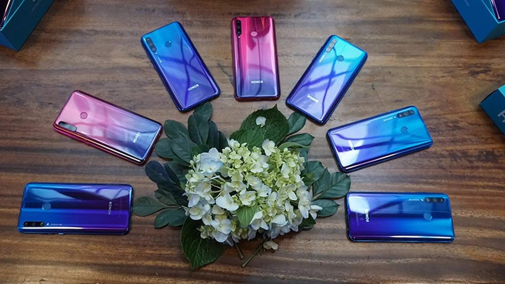 Trên tay Honor 20 Lite: Thiết kế tuyệt đẹp, 3 camera chính, camera selfie 32MP,  giá chỉ 5,99 triệu