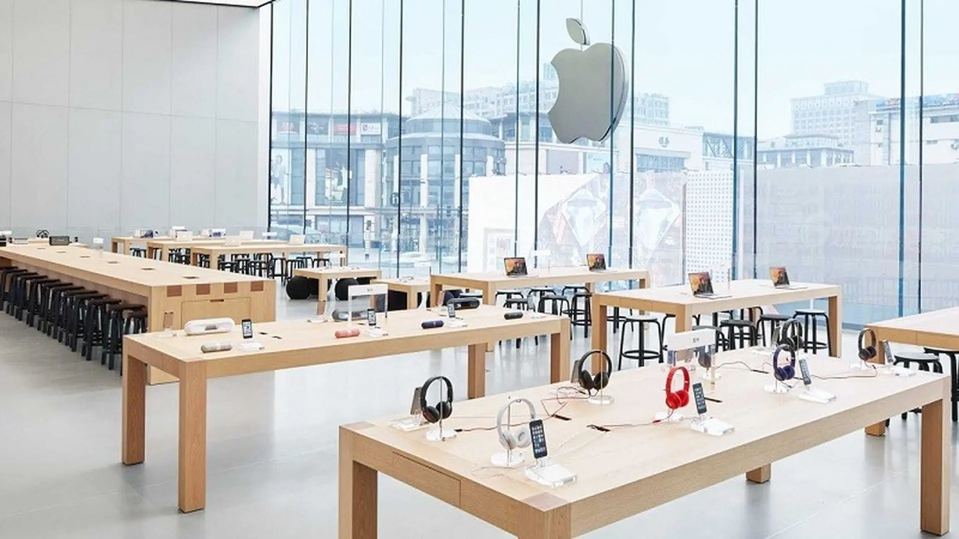 Apple hạ giá các mẫu iPhone, iPad và Mac tại Trung Quốc khi được giảm thuế