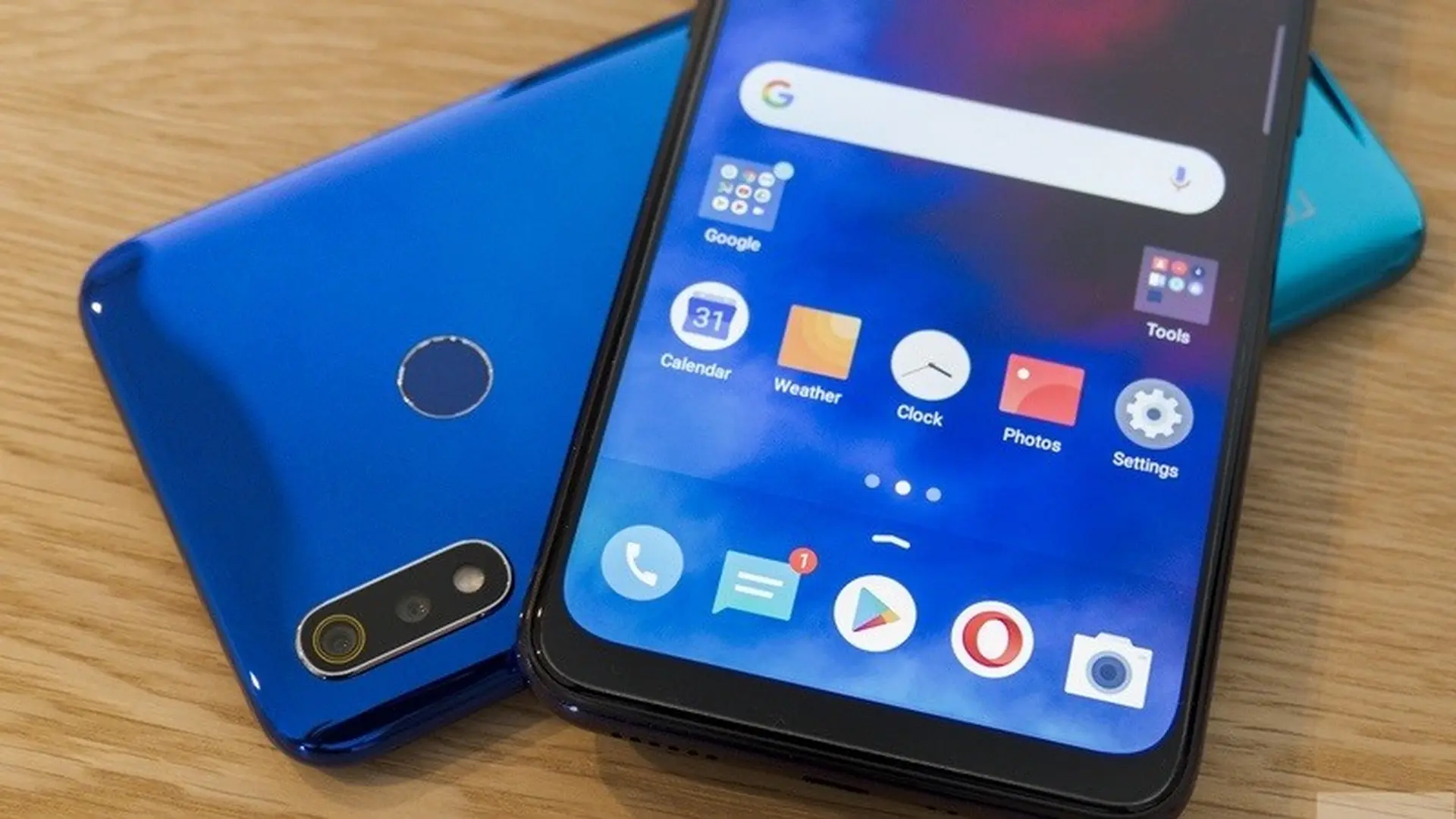 Trong 3 tuần mở bán, Realme 3 đã bán được hơn nửa triệu chiếc