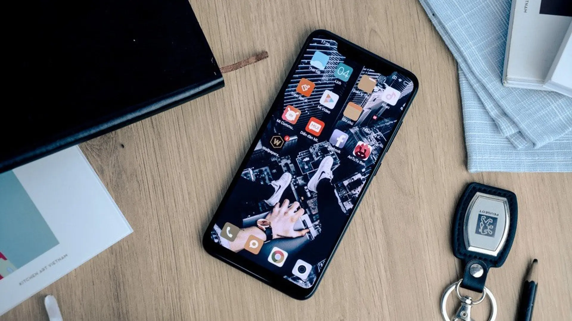 Hướng dẫn tạo báo thức trên Xiaomi Mi 8