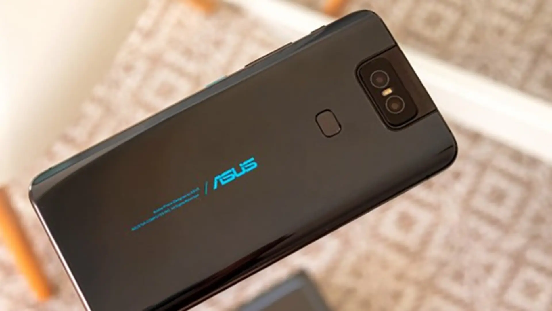 Mọi thông tin bạn cần biết về flagship Zenfone 6 mới ra mắt: Camera xoay lật, SD 855, giá hấp dẫn