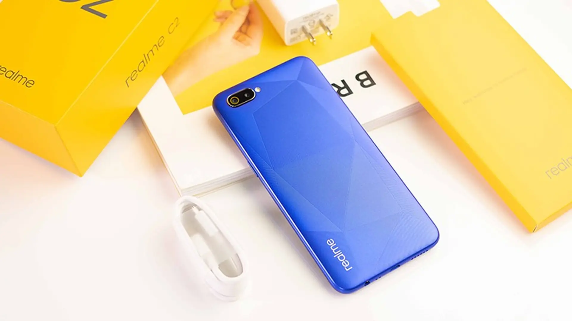 3 chiếc smartphone tầm giá 2 triệu đáng mua nhất hiện nay