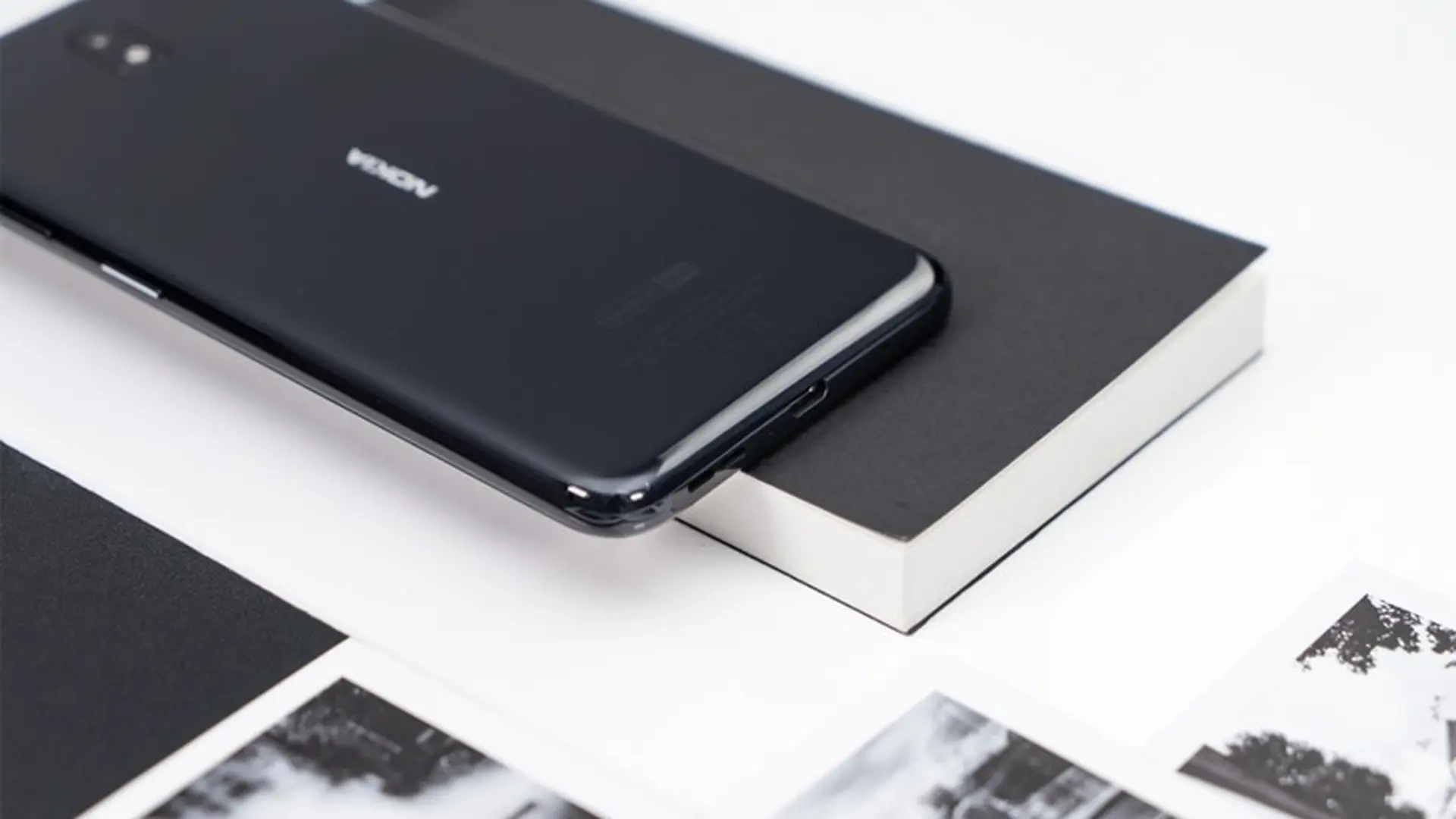 Đánh giá Nokia 3.2: smartphone “ăn chắc mặc bền” của mọi nhà