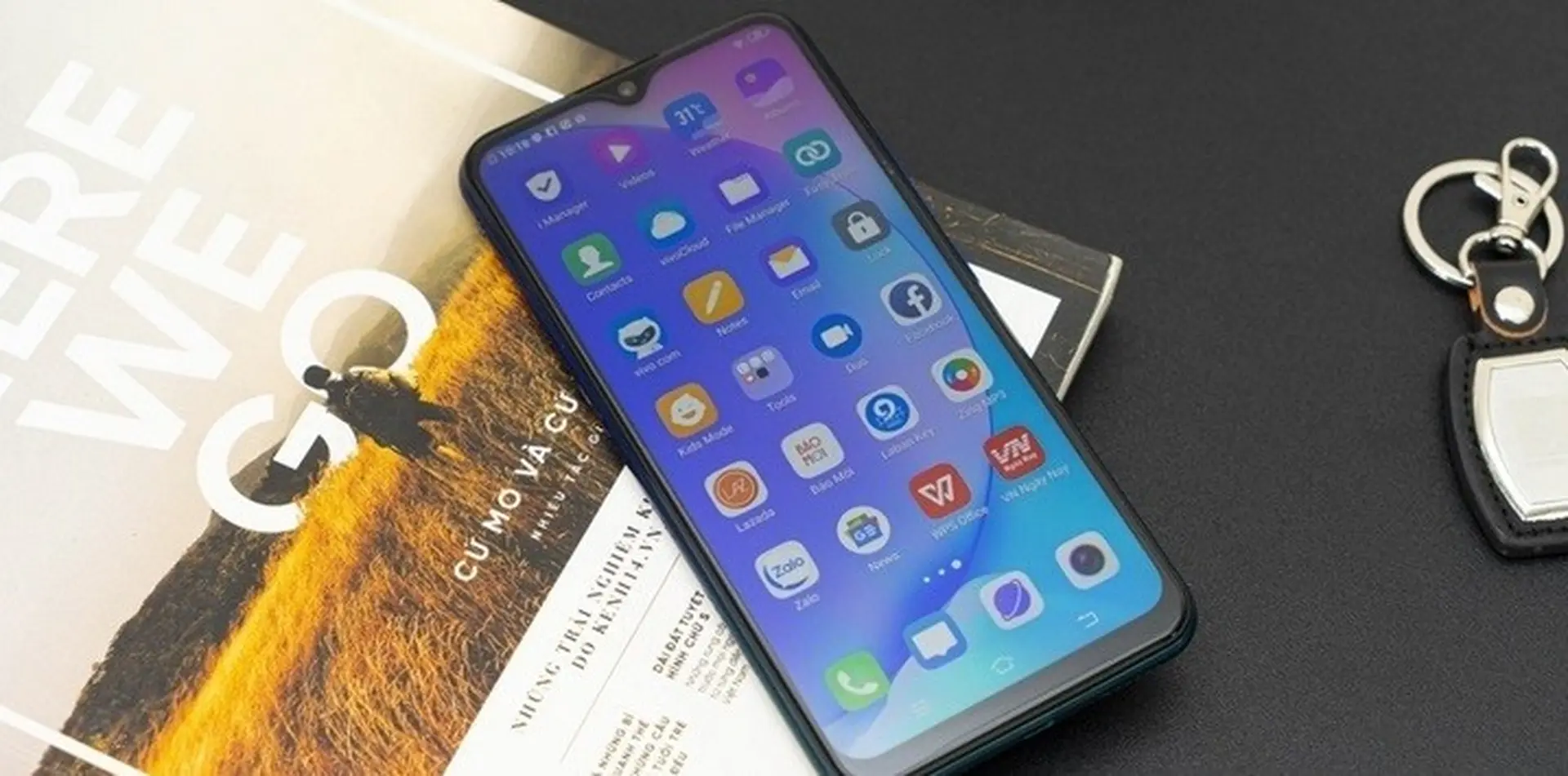 Vivo Y15 lộ ảnh báo chí chính thức, màn hình “giọt nước”, 3 camera