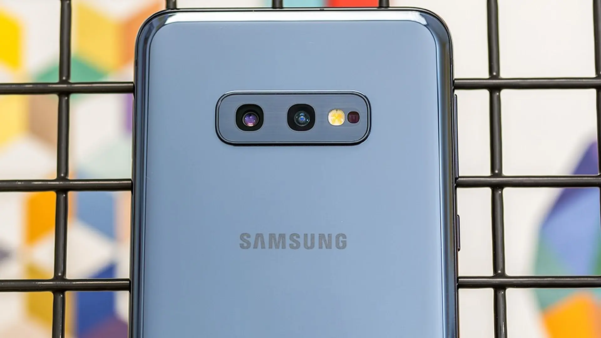 Đánh giá chi tiết camera Samsung Galaxy S10e: chiếc điện thoại nhỏ gọn chụp hình lý tưởng