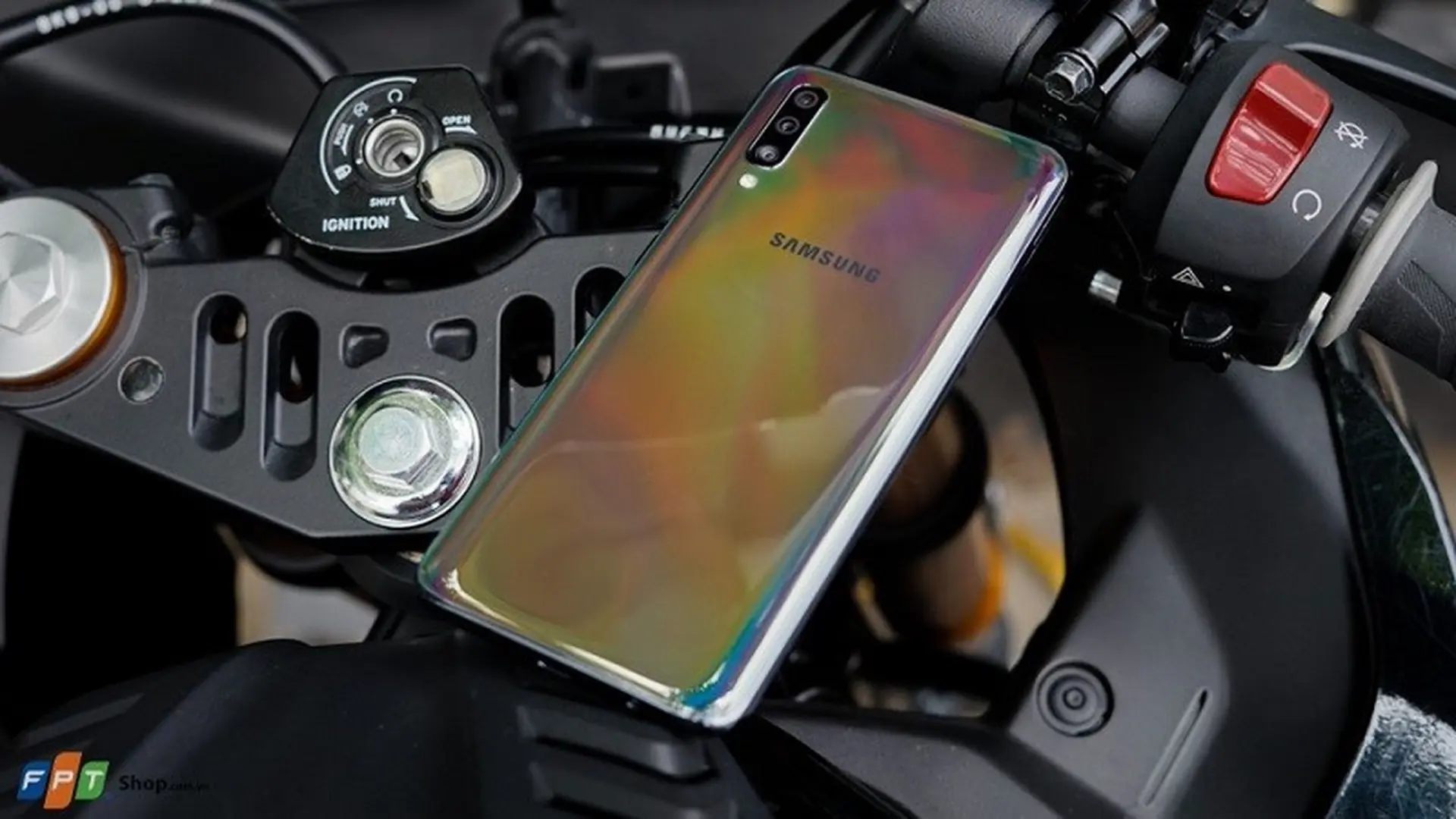 Samsung Galaxy A70: Smartphone cận cao cấp mang lại trải nghiệm toàn diện!