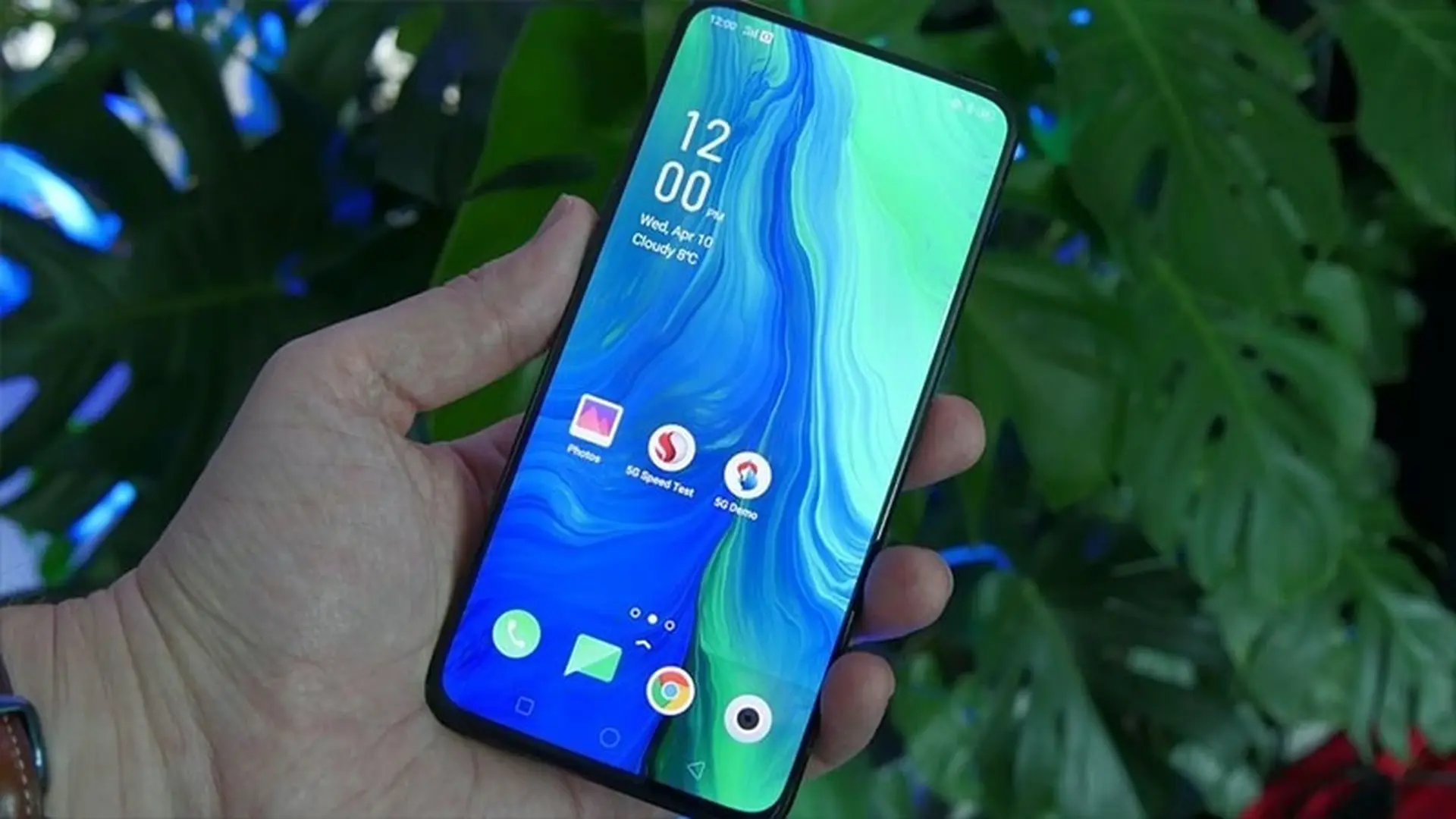 Oppo Reno 10X Zoom nhận bản cập nhật mới với việc tăng cường chế độ chụp đêm và nhiều thứ khác