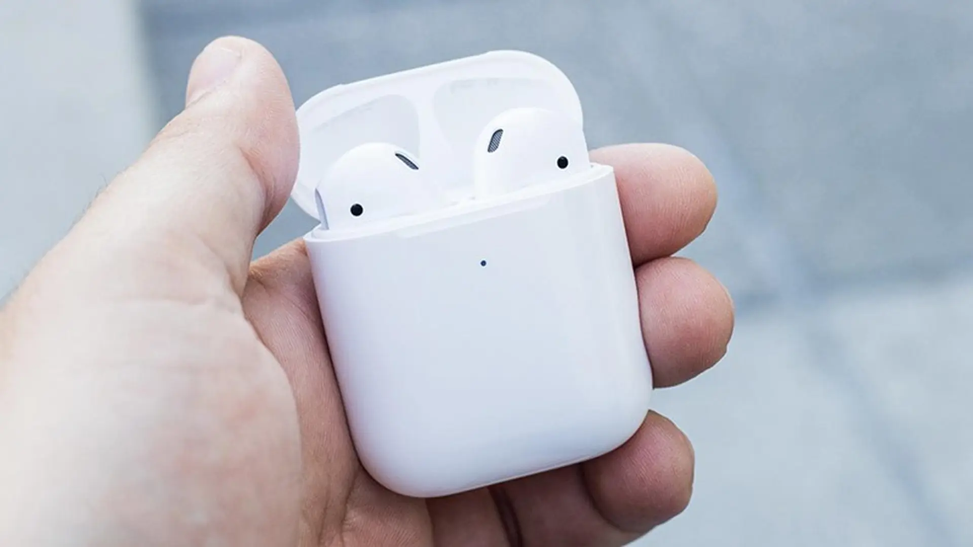 Choáng: Một học sinh 15 tuổi đã tự mình chế tạo AirPods tại nhà với giá chỉ 4 USD