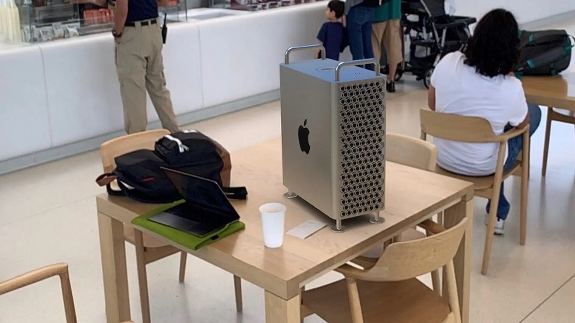 Đẳng cấp sống ảo cùng Mac Pro 2019