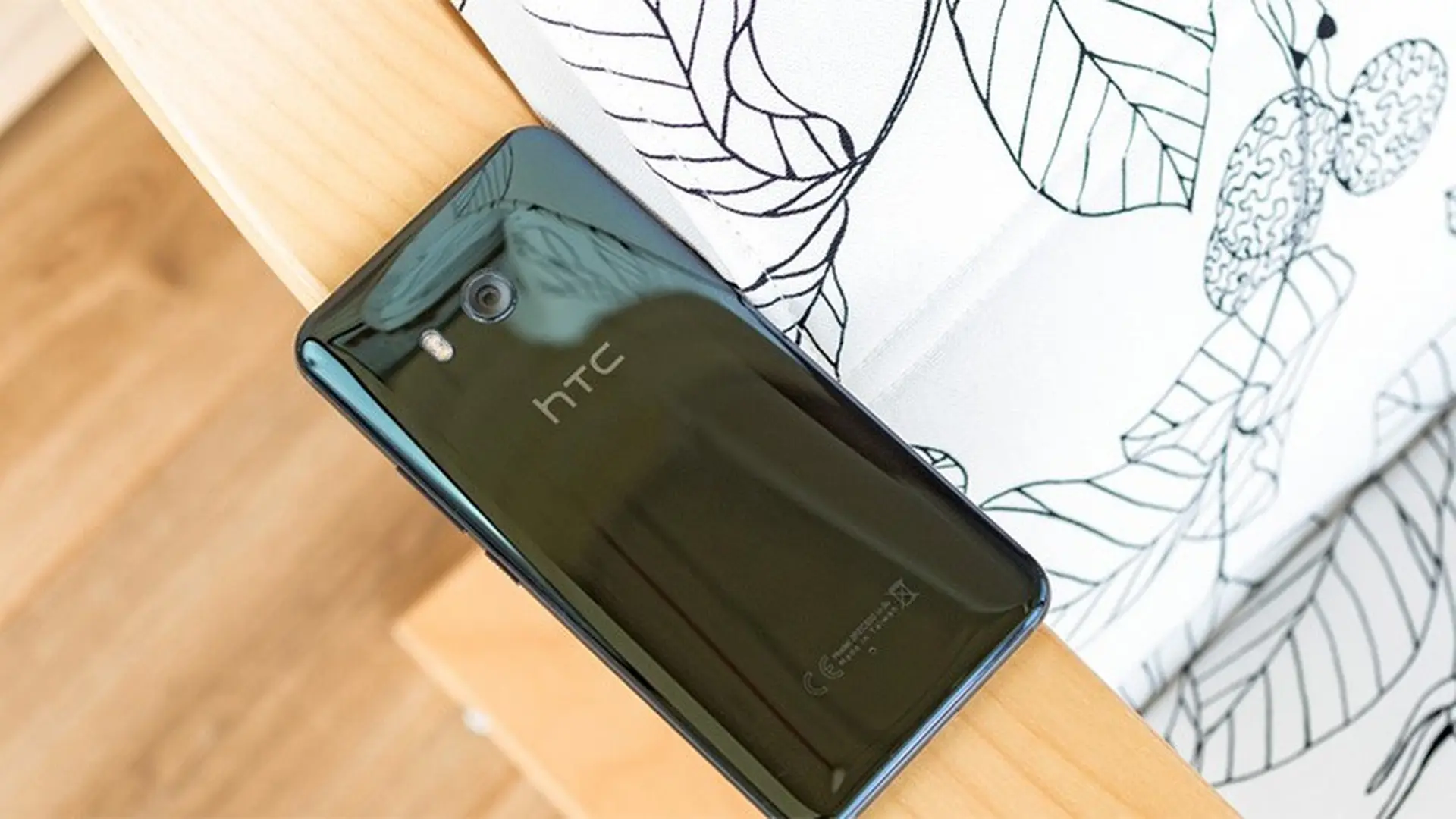 Bản cập nhật Android 9 Pie biến U11 thành “cục gạch”, khiến HTC phải lùi ngày phát hành