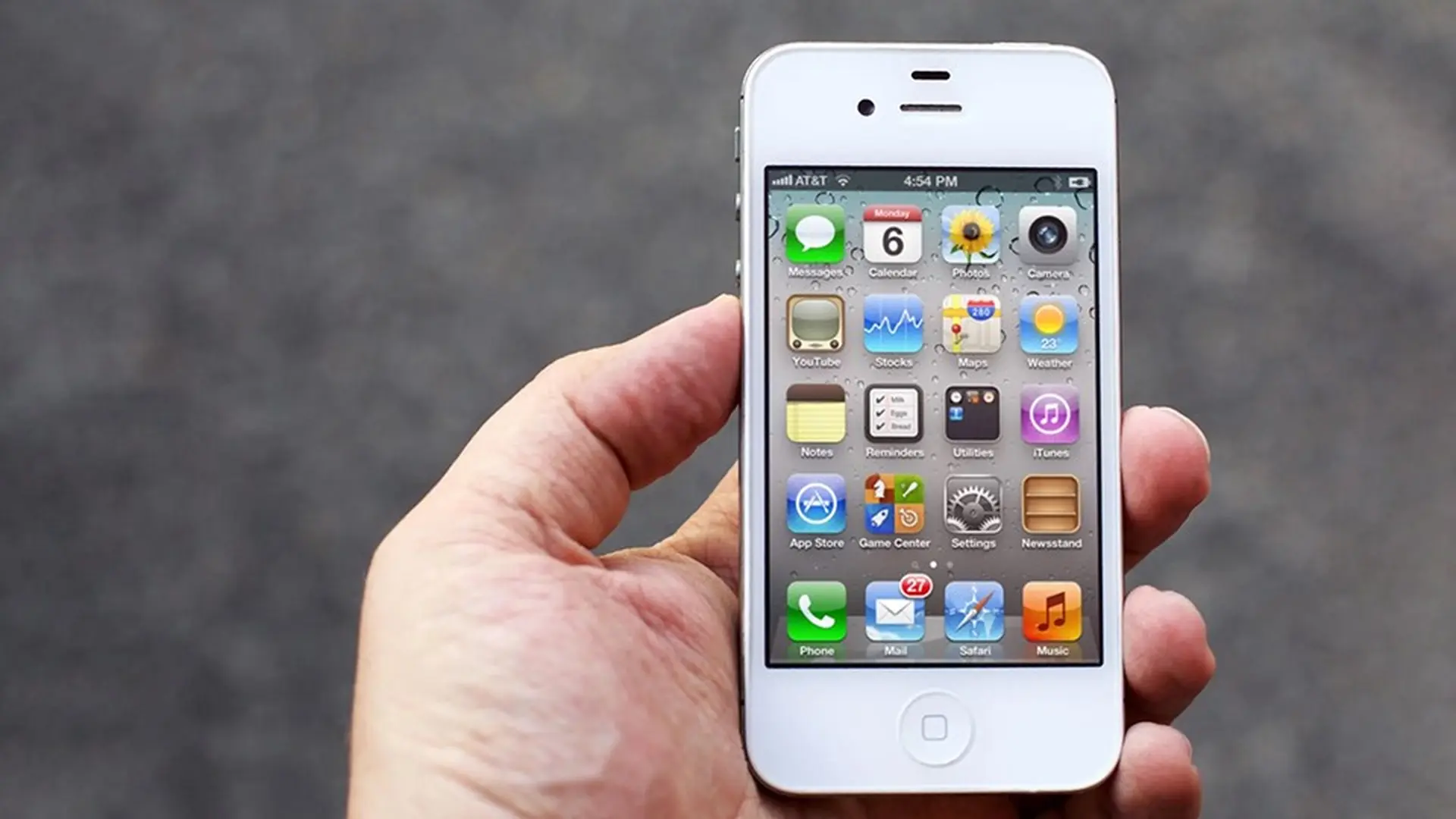 Apple phát hành iOS 9.3.6 và iOS 10.3.4 cho các mẫu iPhone, iPad cũ