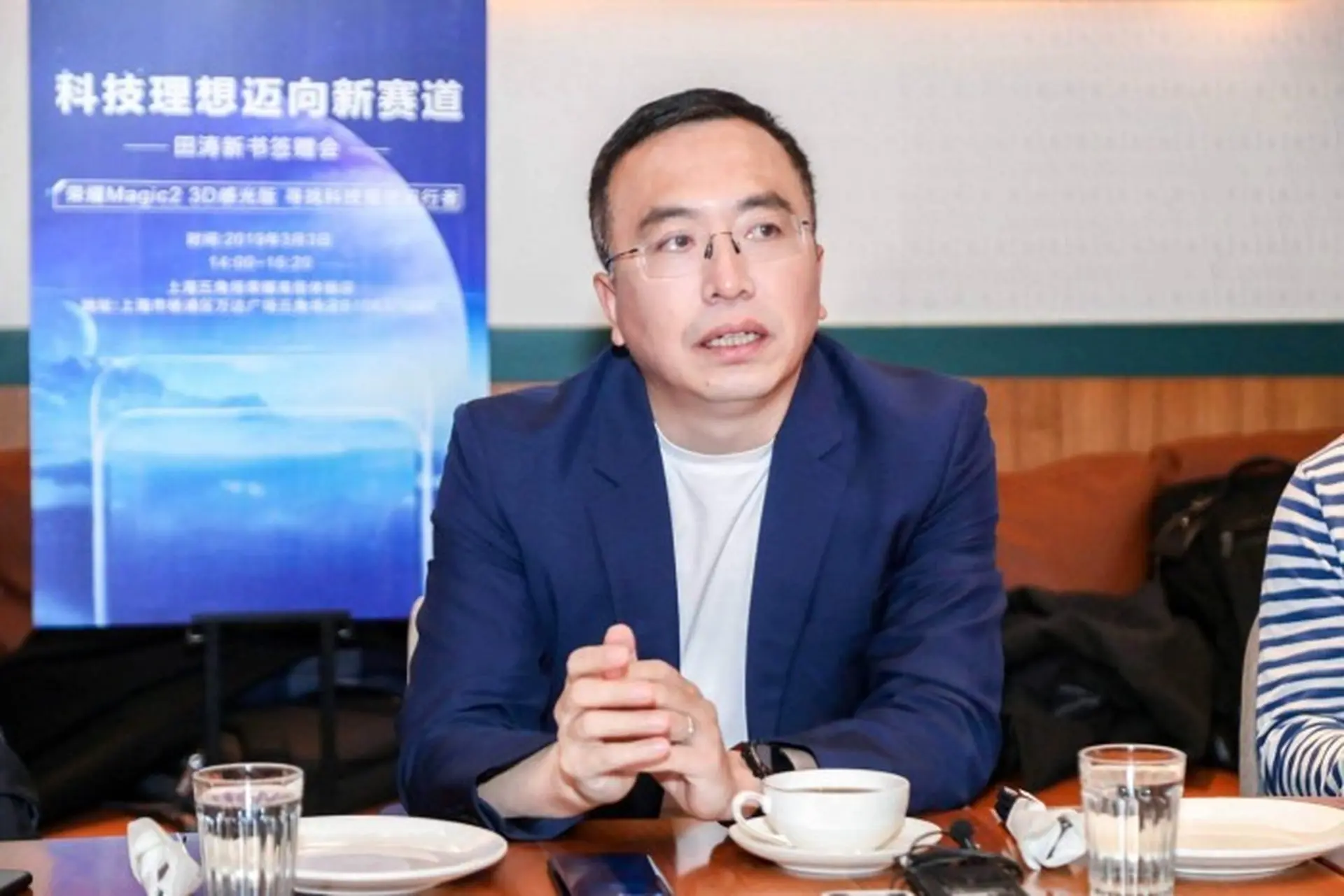 CEO Honor tuyên bố Kirin 810 là dòng chip cận cao cấp, hiệu năng nằm giữa Snapdragon 845 và 855