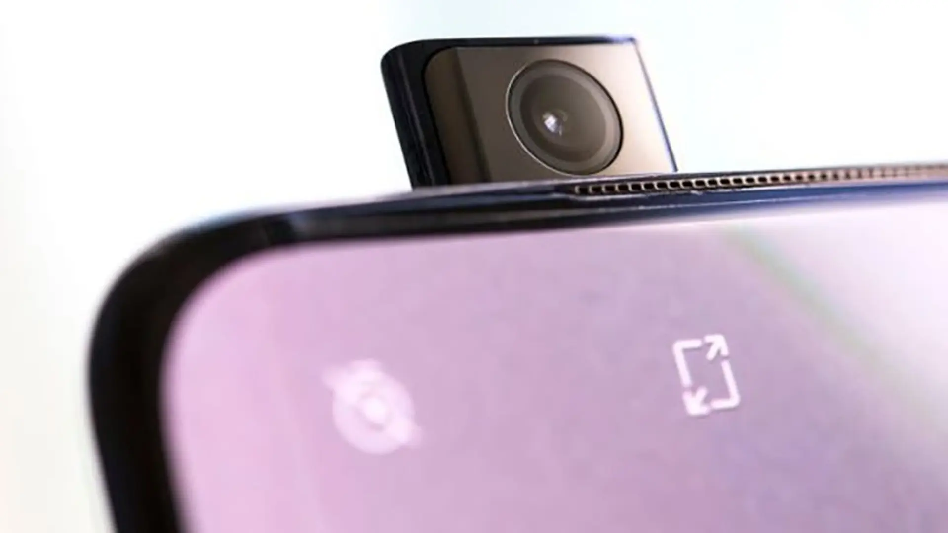 Báo cáo: Nokia 8.2 sẽ có camera selfie pop-up 32MP, chạy Android Q