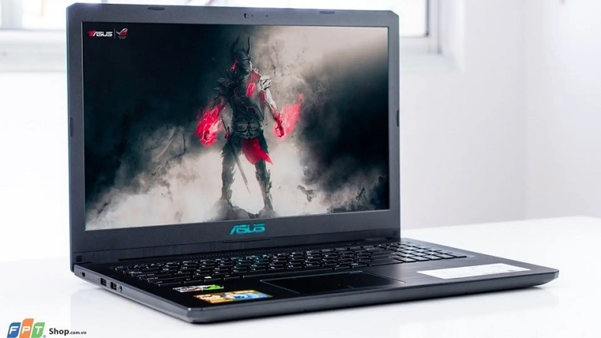 ASUS F570ZD: Laptop gaming giá cực tốt, hiệu năng không thể xem thường!