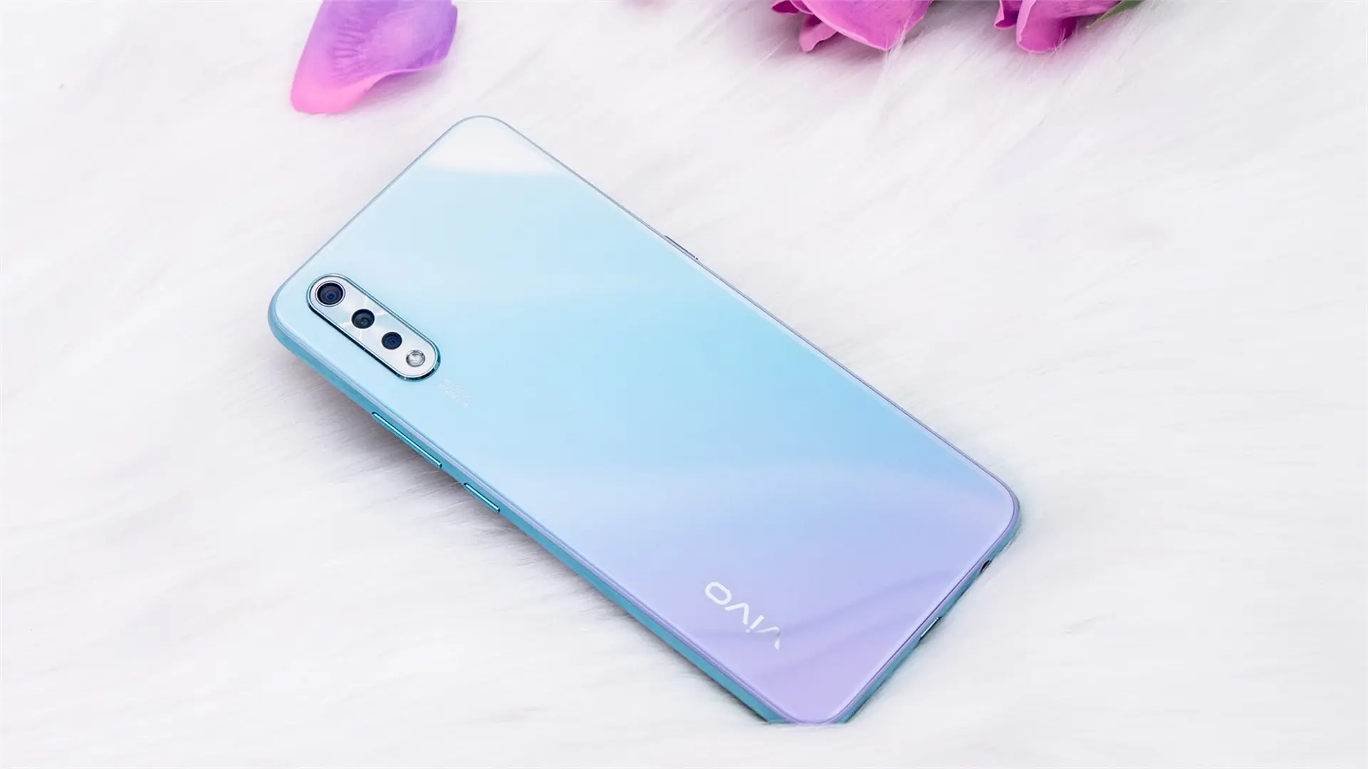 Trải nghiệm Vivo S1 có tốt so với đối thủ trong tầm giá?