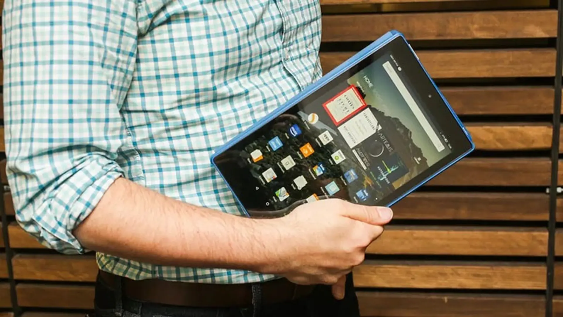 Đánh giá Amazon Fire HD 10 (2017): Màn hình nét hơn, chip mạnh hơn