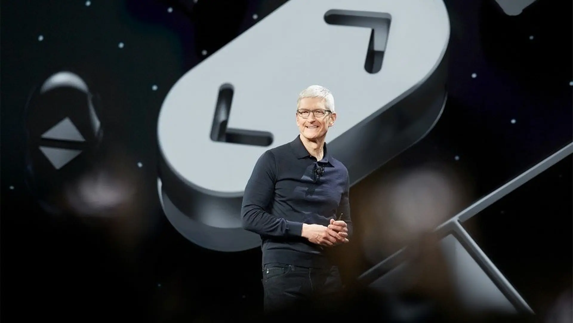Tim Cook: Apple đang làm việc trên các sản phẩm sẽ “thổi bay bạn”
