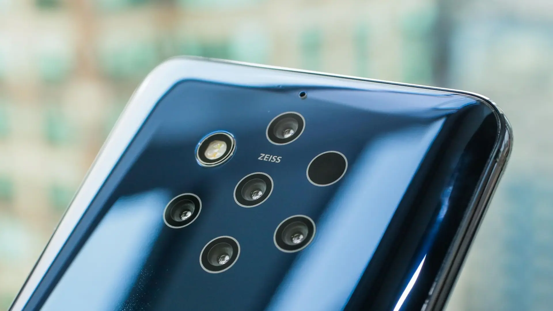 CEO của ZEISS: Camera 40MP là quá đủ trên smartphone, chúng ta không cần đến camera 64MP