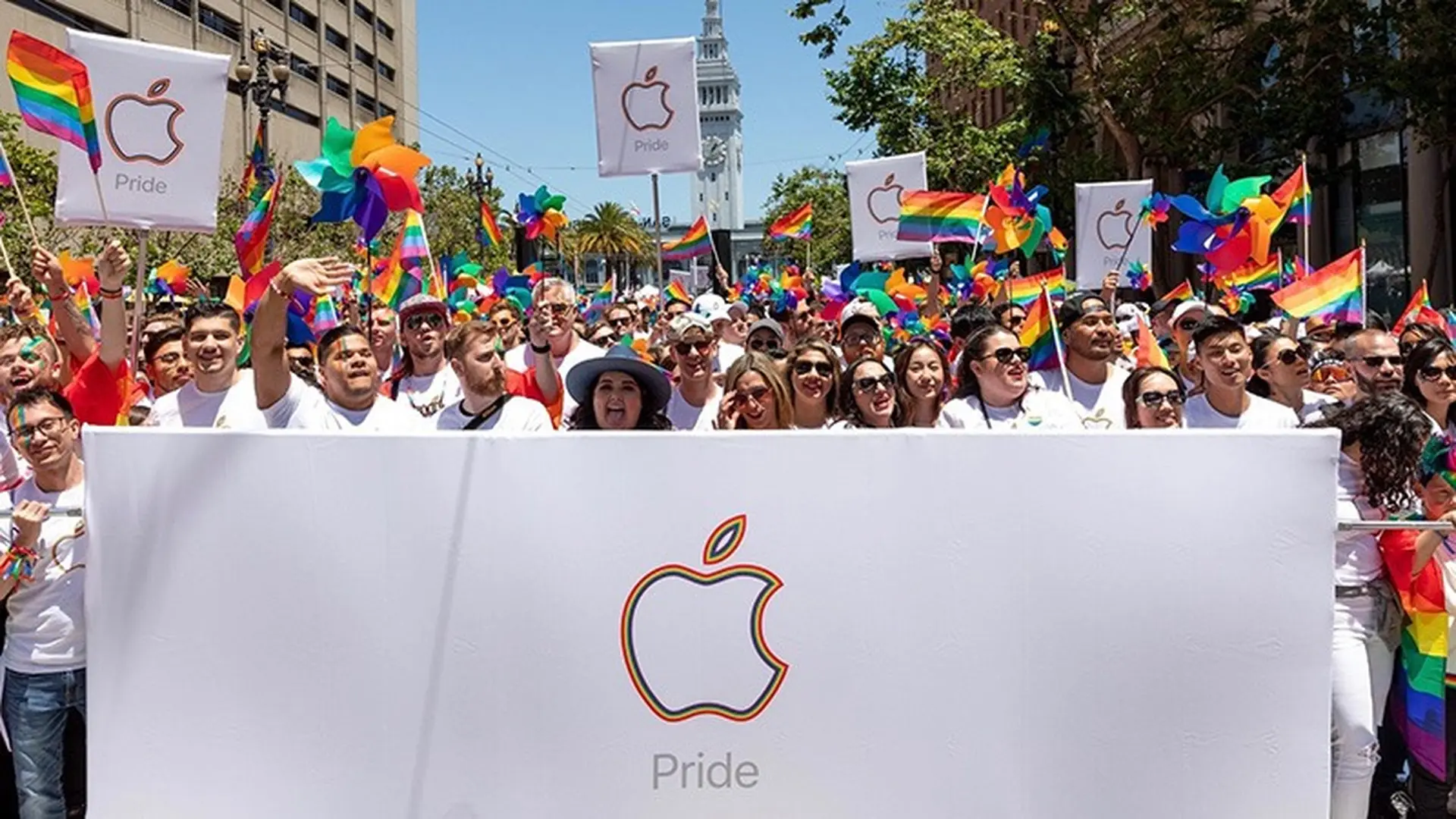 Apple muốn Tòa án Tối cao đưa nhân viên LGBTQ vào luật chống phân biệt đối xử trong công việc
