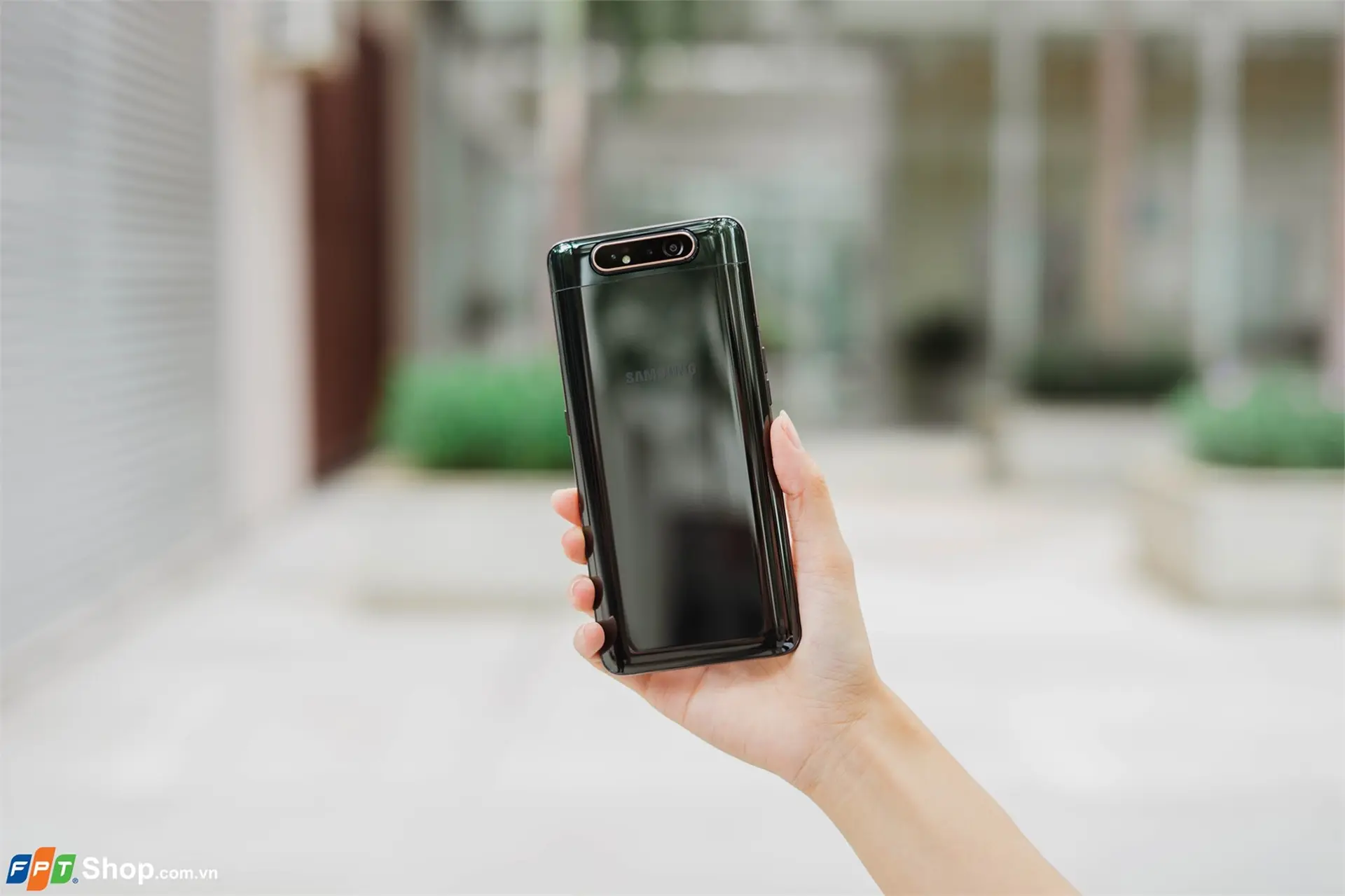 https://fptshop.com.vn/