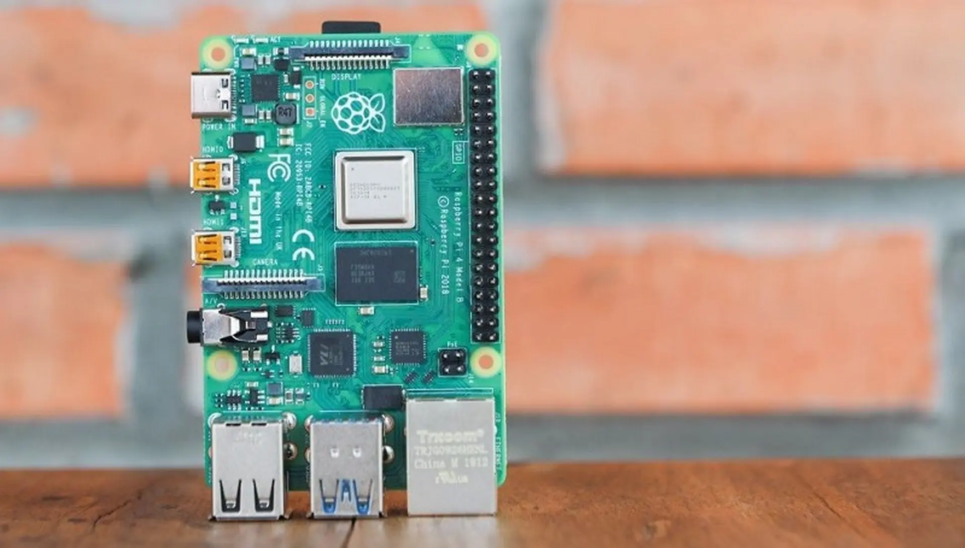 Đánh giá Raspberry Pi 4 Model B