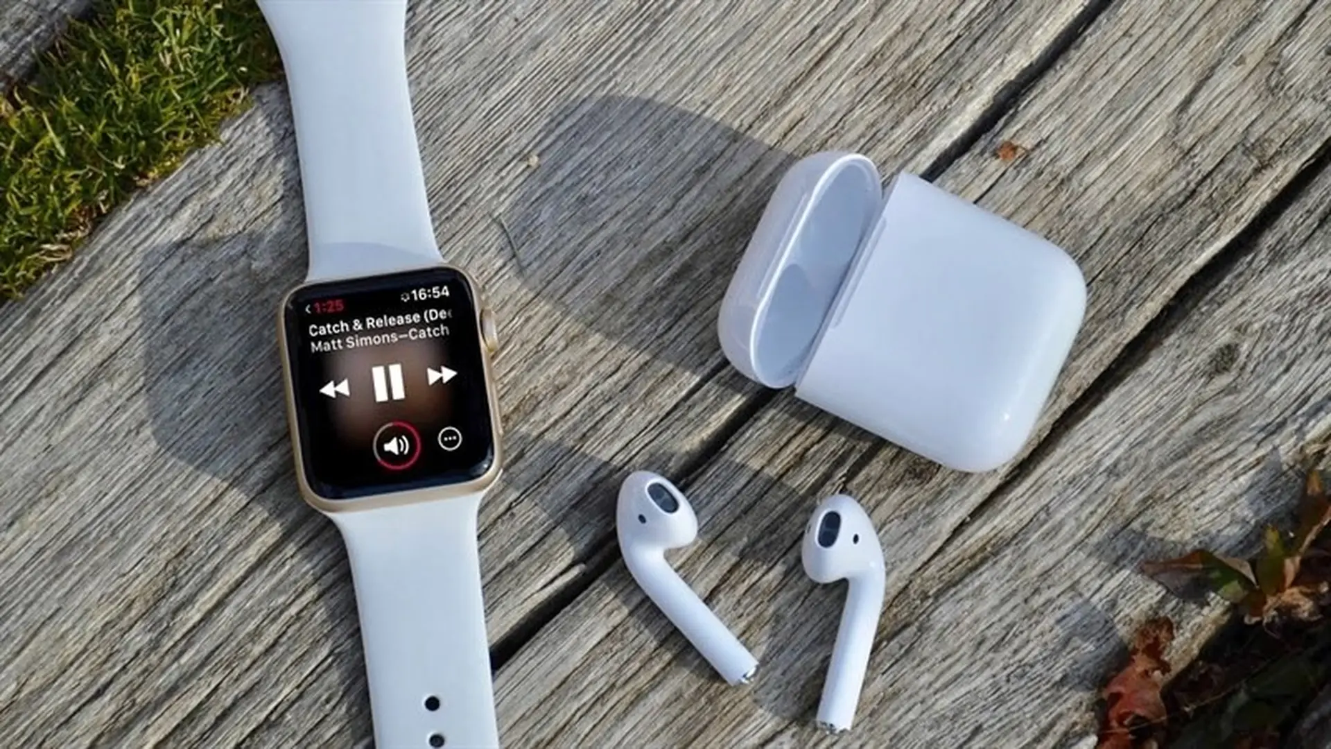 Cách để kết nối Airpod với Apple Watch mà không cần iPhone