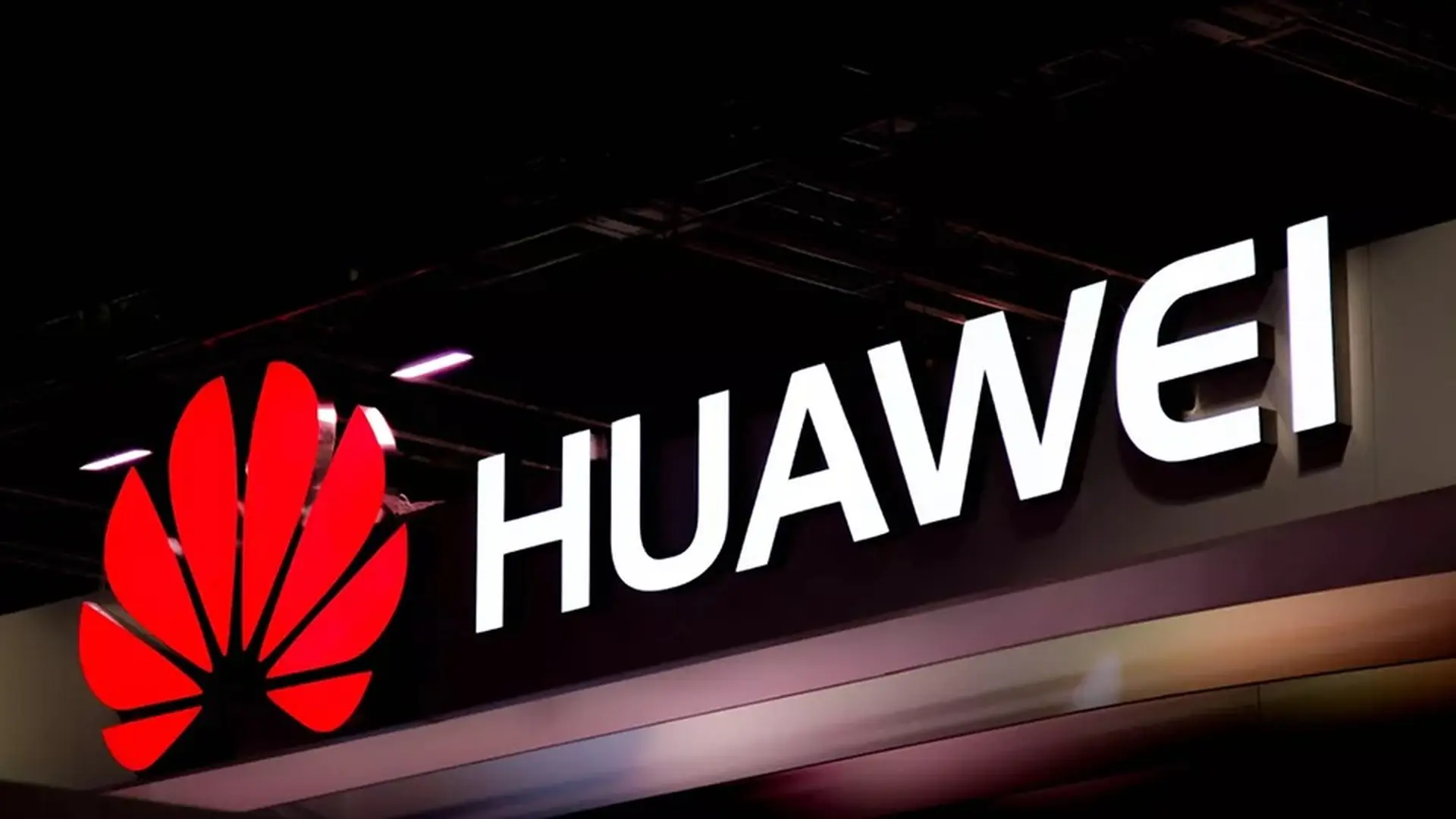 CEO Huawei: Muốn biến công ty thành bất khả chiến bại