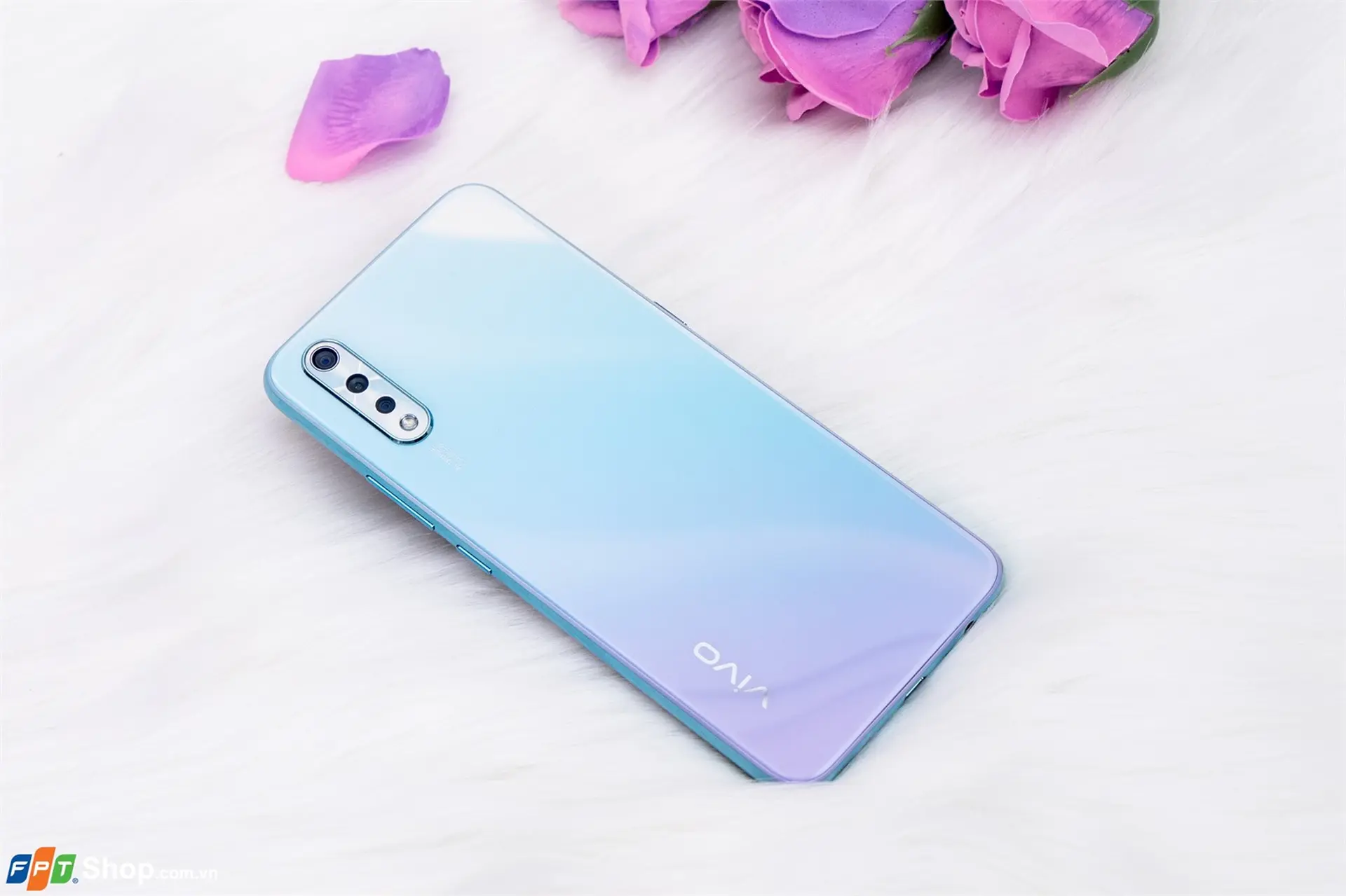 https://fptshop.com.vn/