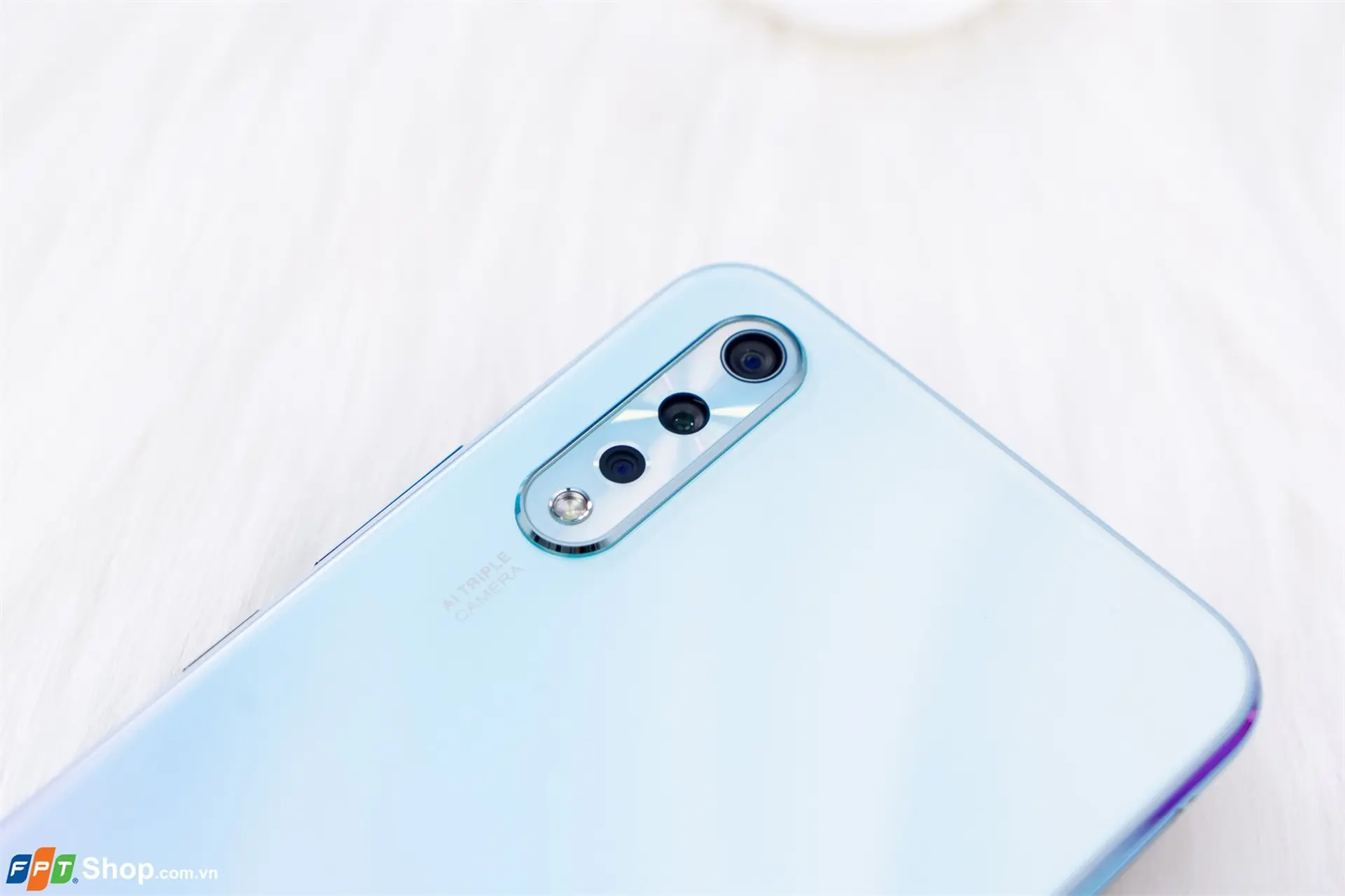 https://fptshop.com.vn/