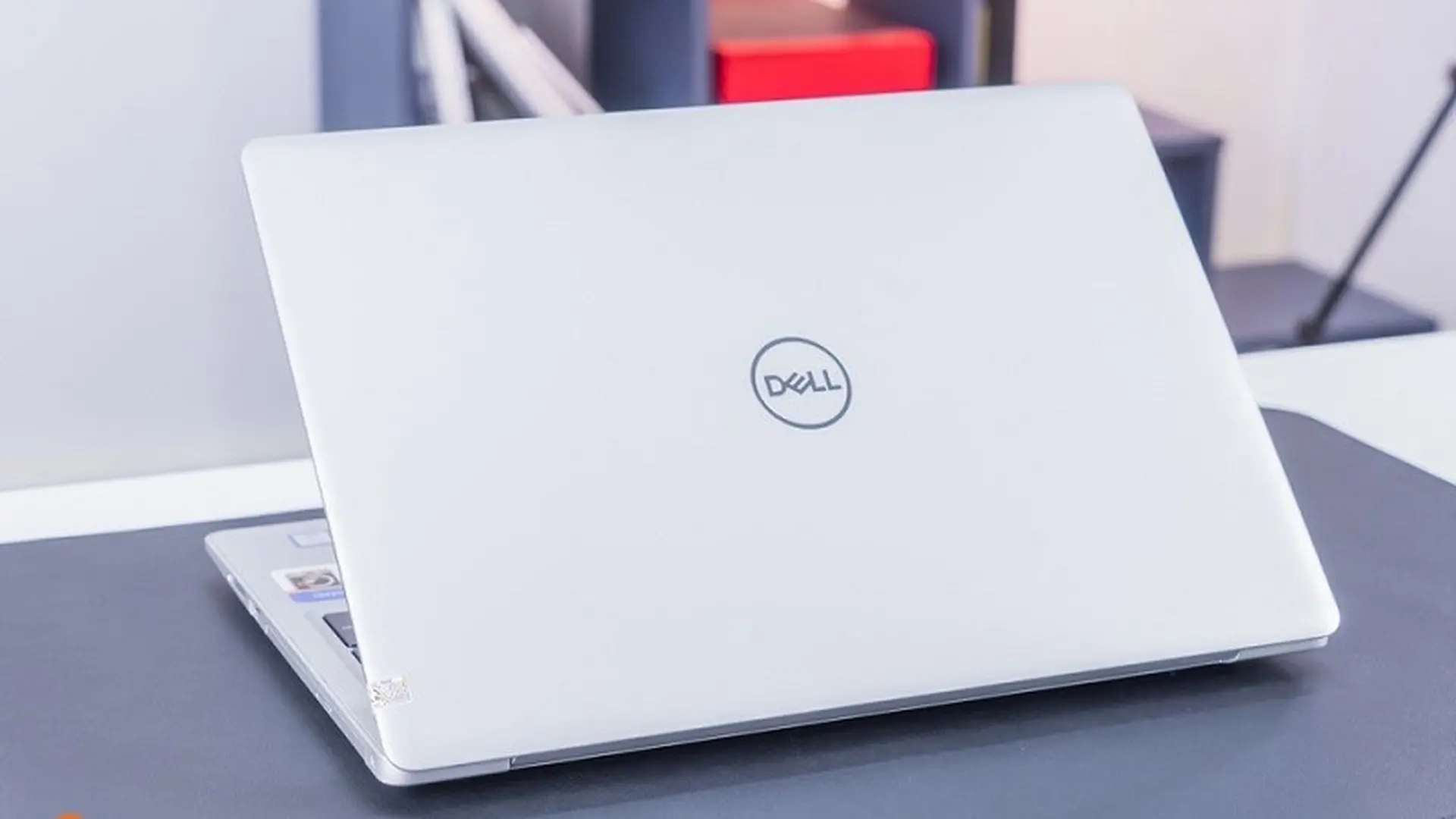 Dell Inspiron N5570 – Lựa chọn đầy thực dụng của giới văn phòng